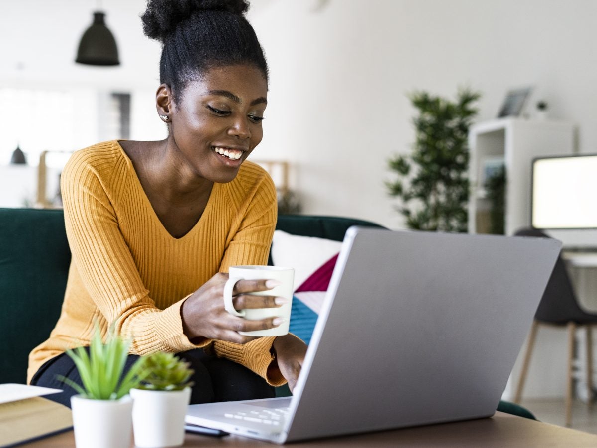 Who Says Sex Has To Wait Until After Work? Remote Employees Are Squeezing In Intimacy While On The Clock