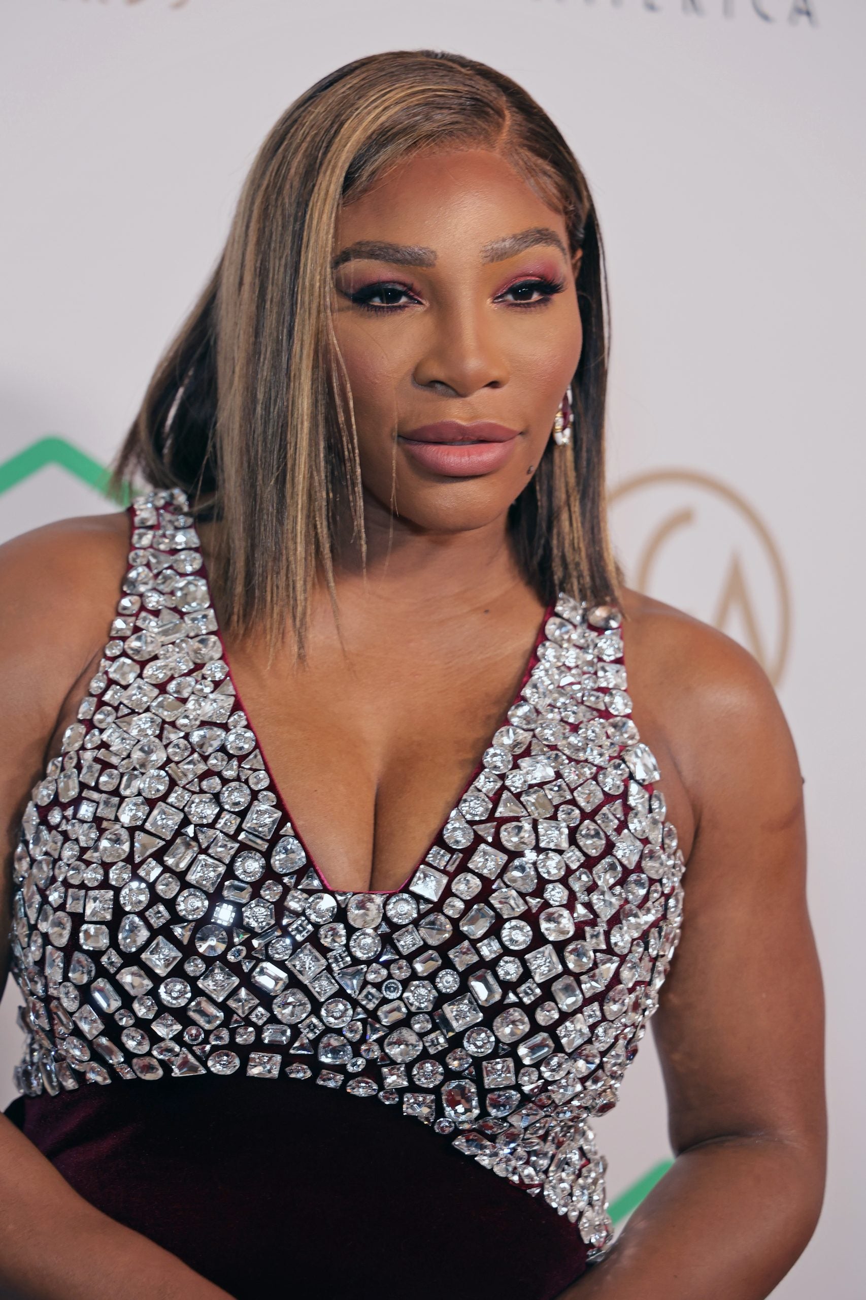 42 Of Serena Williams’ Most Iconic Beauty Looks 

