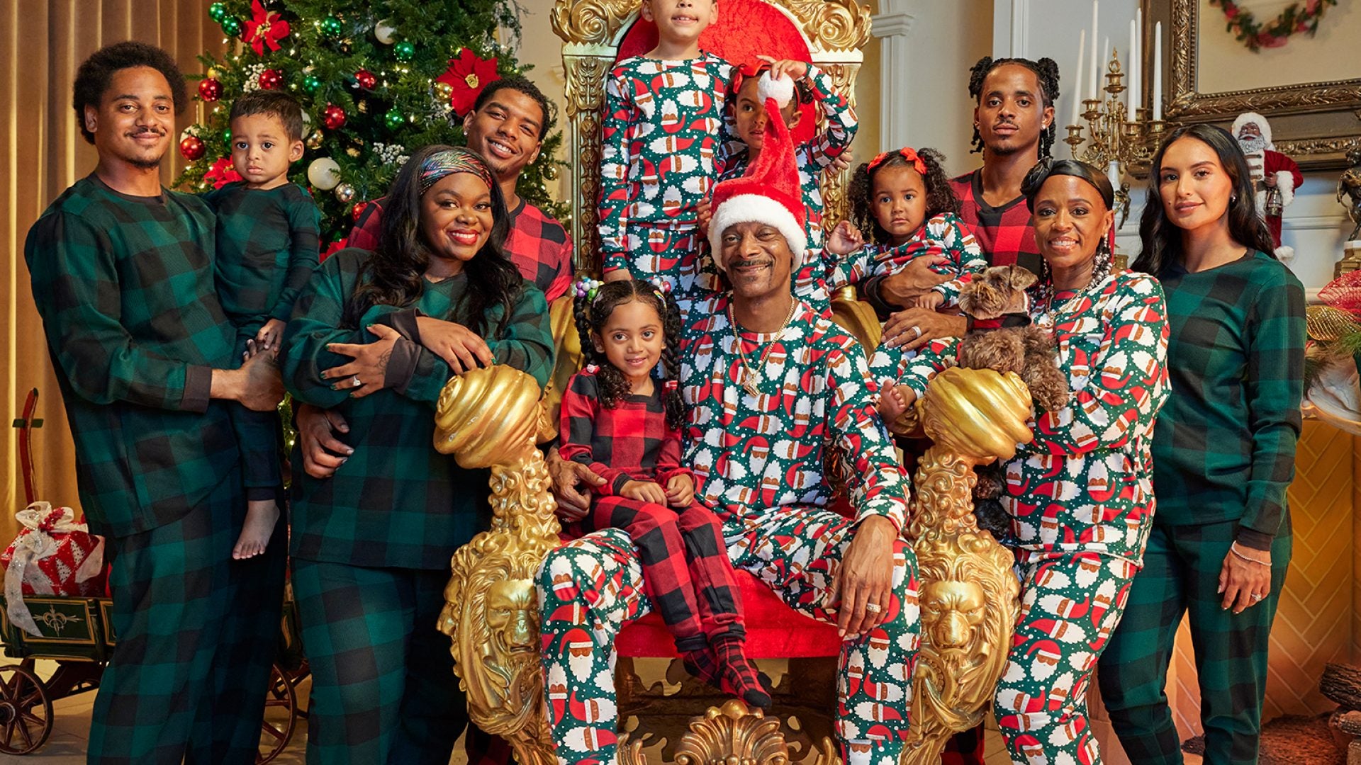 Snoop Dogg, Shante And Three Generations Of The Broadus Family Star In The Children's Place Holiday Campaign