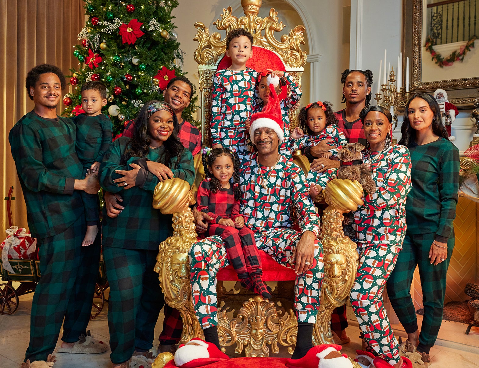 Snoop Dogg, Shante And Three Generations Of The Broadus Family Star In The Children's Place Holiday Campaign