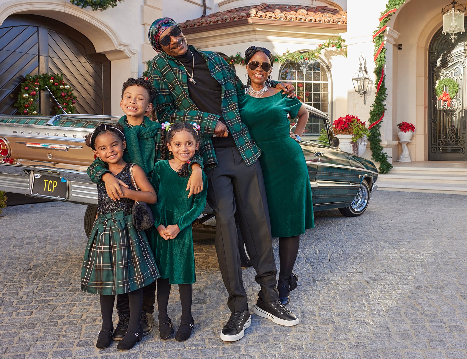 Snoop Dogg, Shante And Three Generations Of The Broadus Family Star In The Children’s Place Holiday Campaign