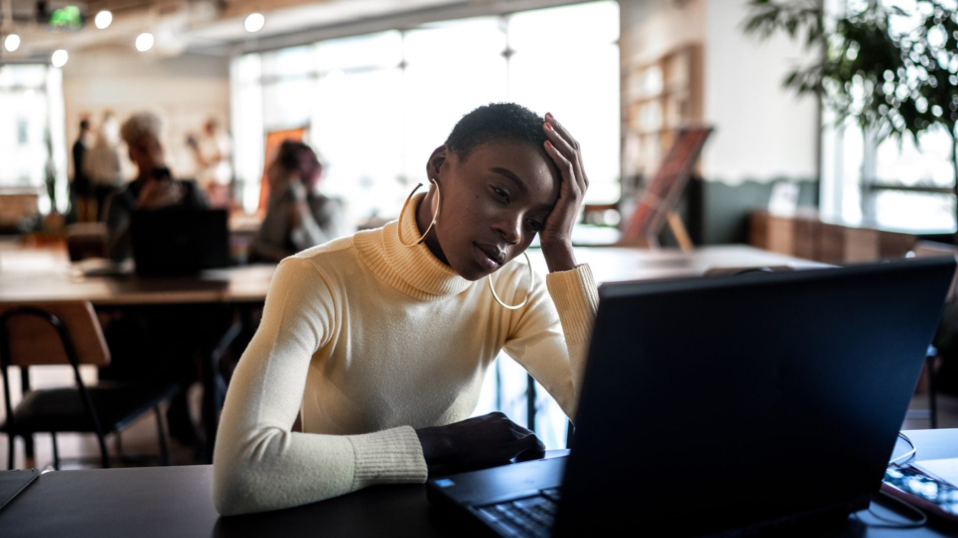 Gen Z Is Really Stressed About Pleasing Their Bosses