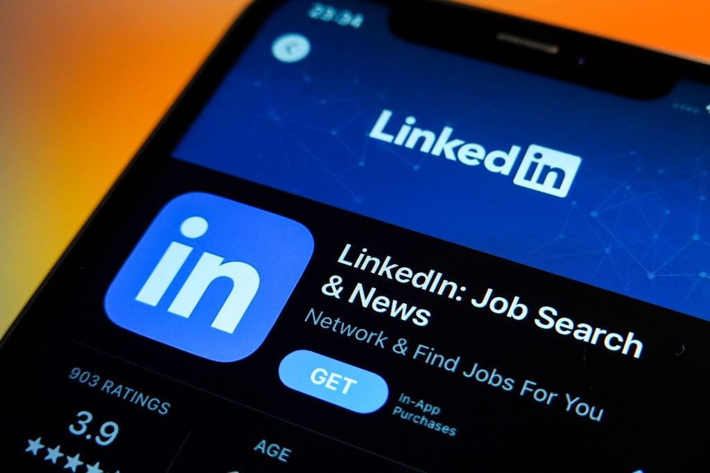 LinkedIn Launches AI-Powered Chatbox To Help Recruiters Coach You Through Getting A New Job