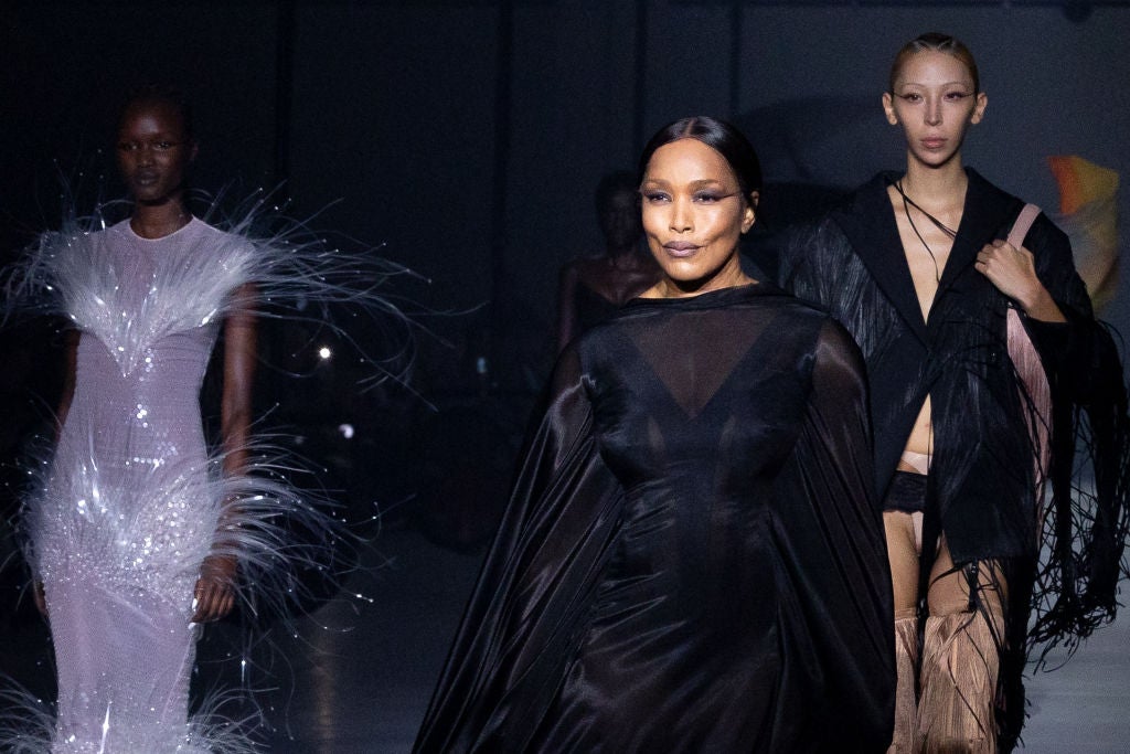 Top 7 Beauty Moments At Paris Fashion Week