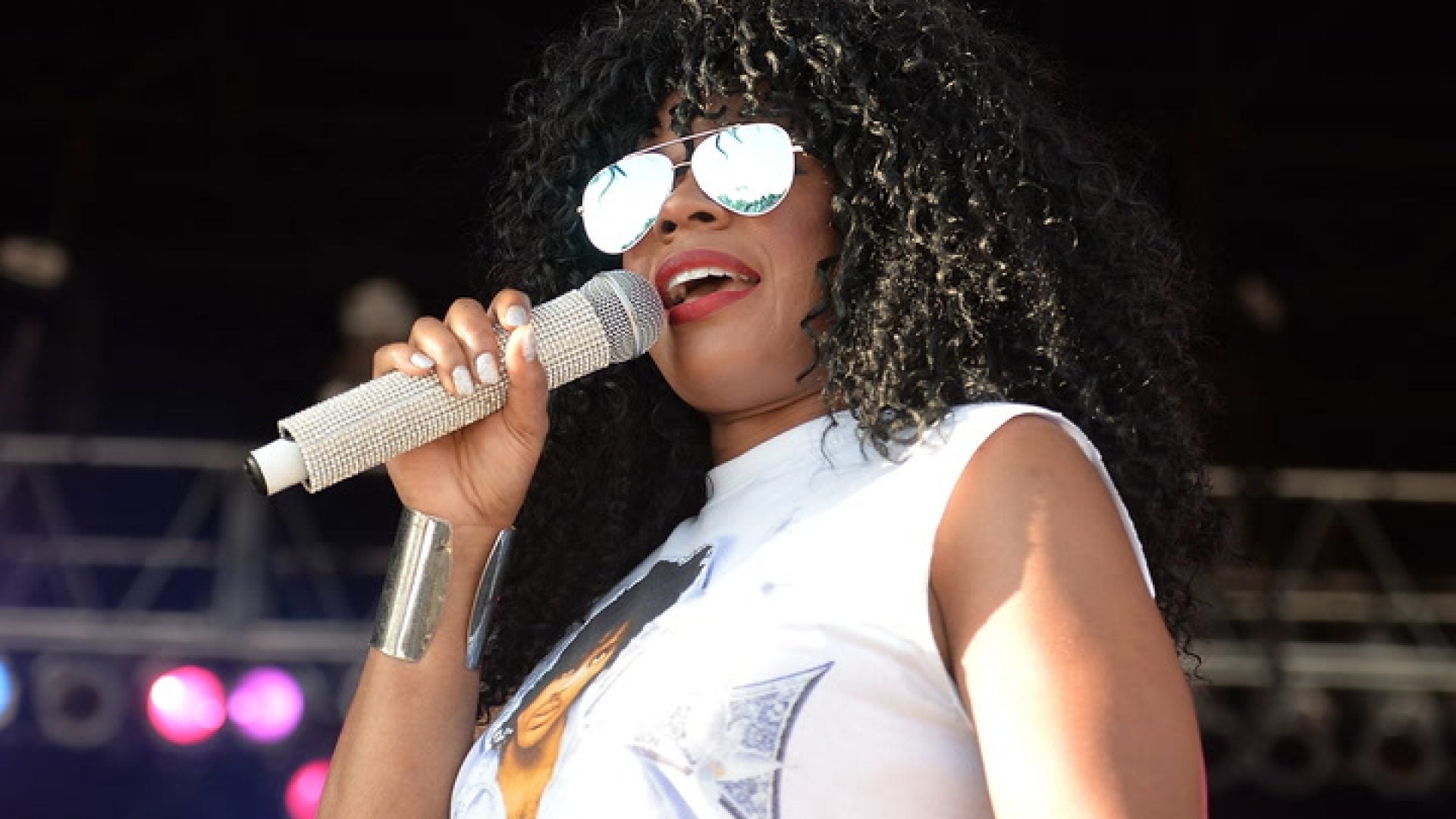 WATCH: Syleena Johnson Speak On The In The Black Network - Essence | Essence