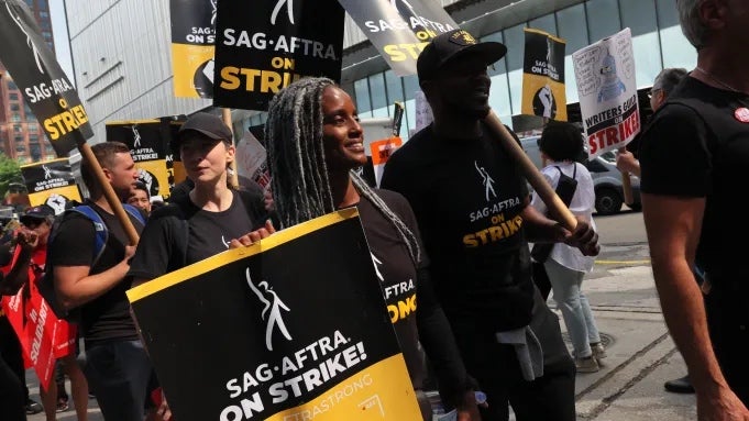SAG-AFTRA Reaches Tentative Agreement To End Four-Month Strike