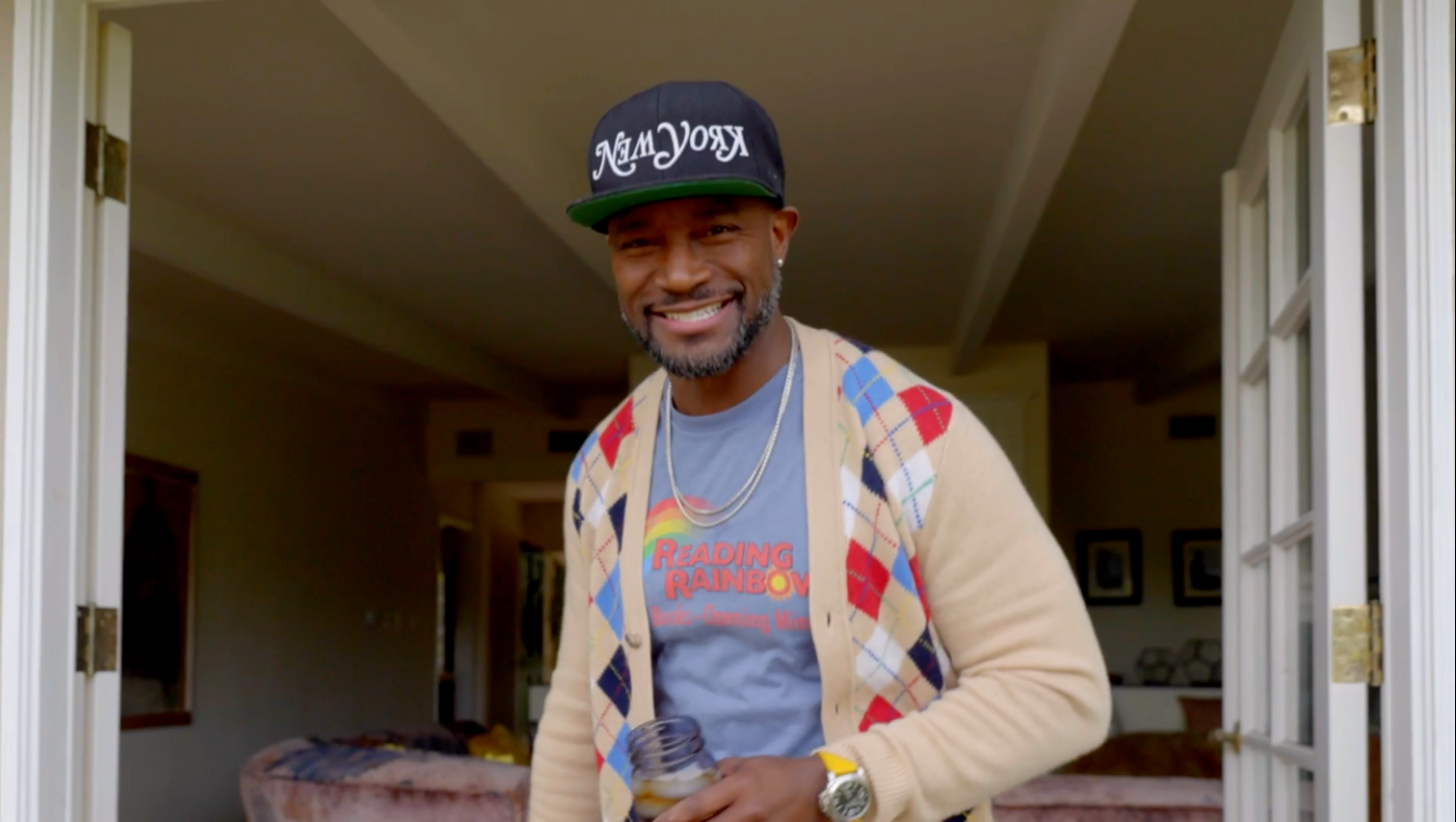 Inside Taye Diggs’ Charming And Colorful Los Angeles Bachelor Pad