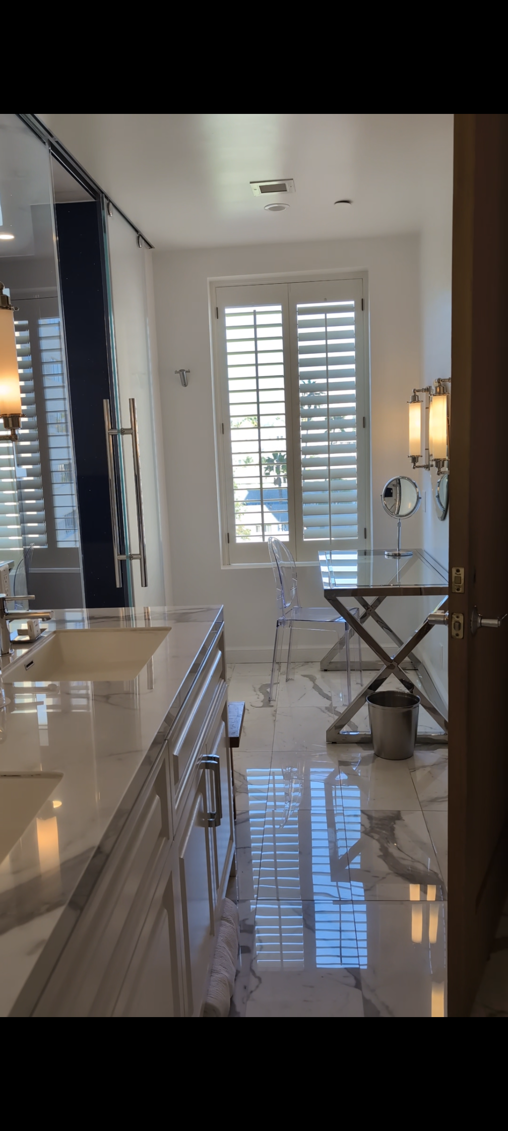 I Skipped The Stress Of Thanksgiving Travel This Year And Booked A Staycation Instead