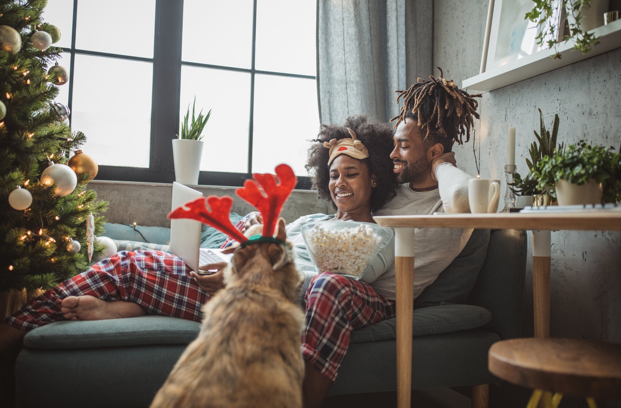 10 Ways To Celebrate Christmas As A Couple
