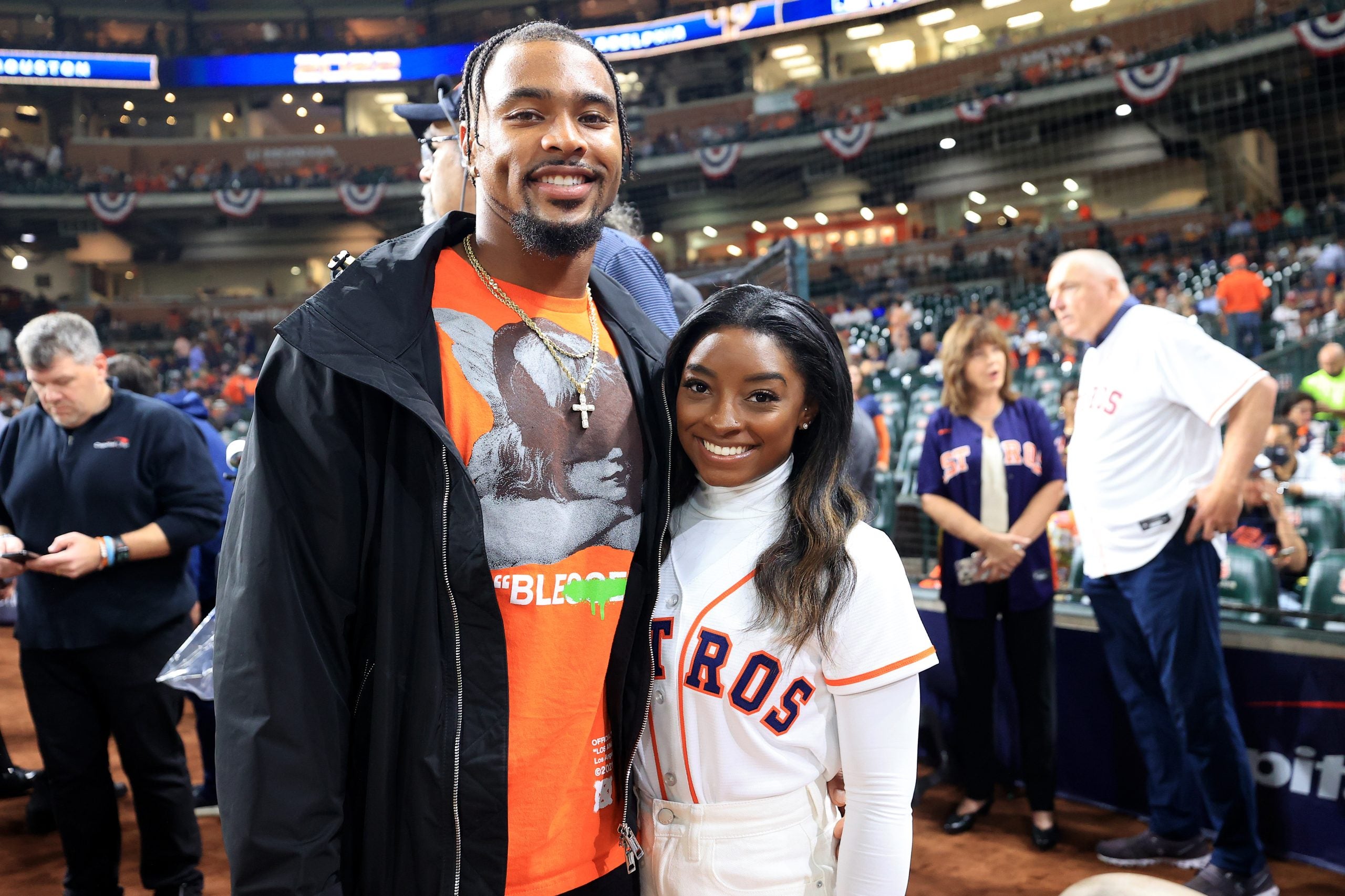 Simone Biles' Husband Says He Didn't Know Who She Was When They First Matched On Raya