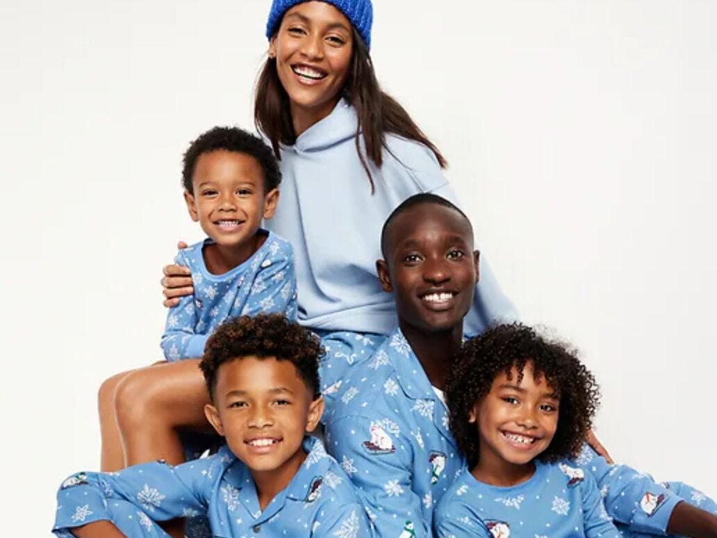 7 Cute And Cozy Christmas Pajama Sets For The Entire Family