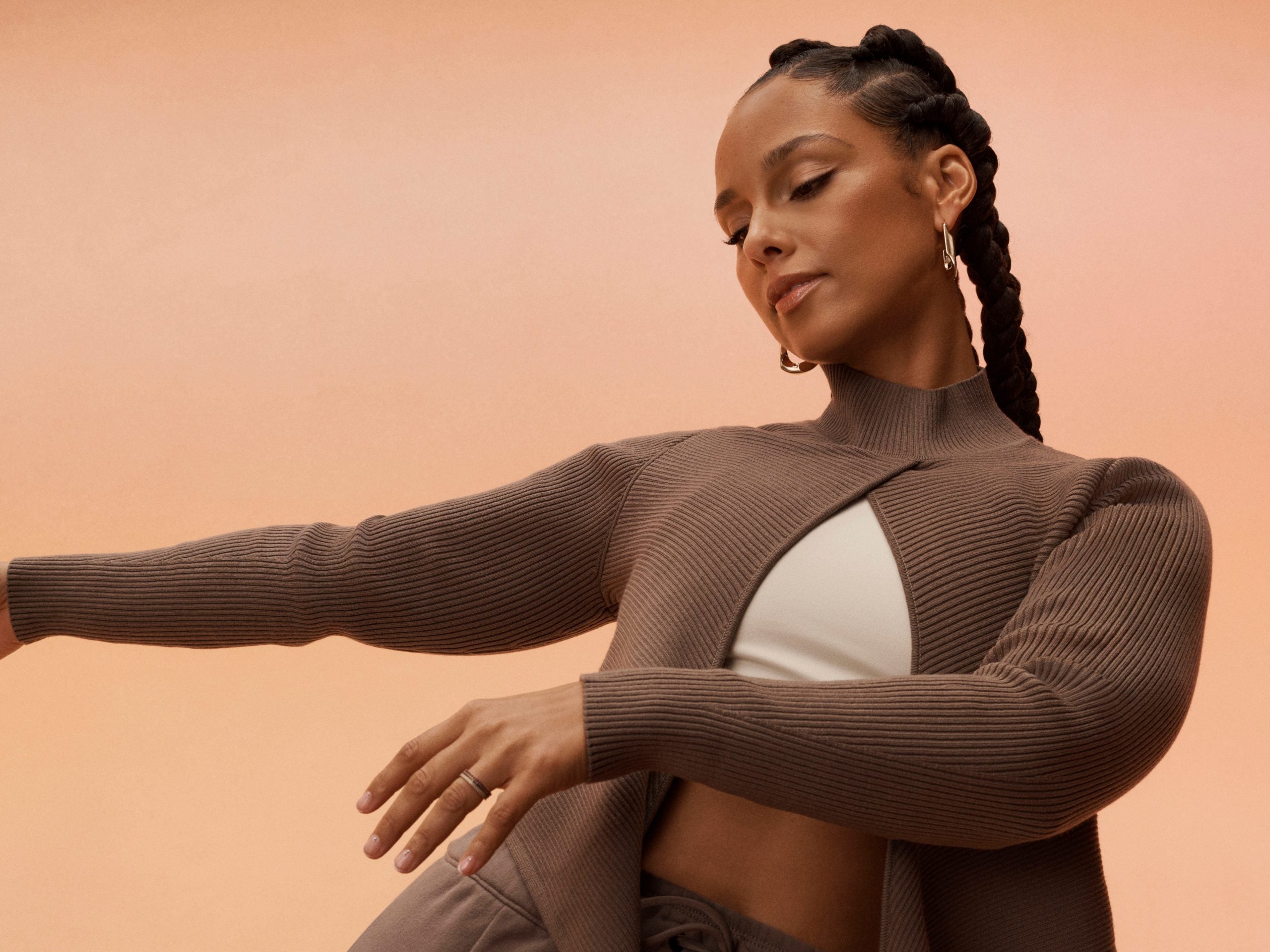 Alicia Keys Teams Up With Athleta On A New Athleisure Collection