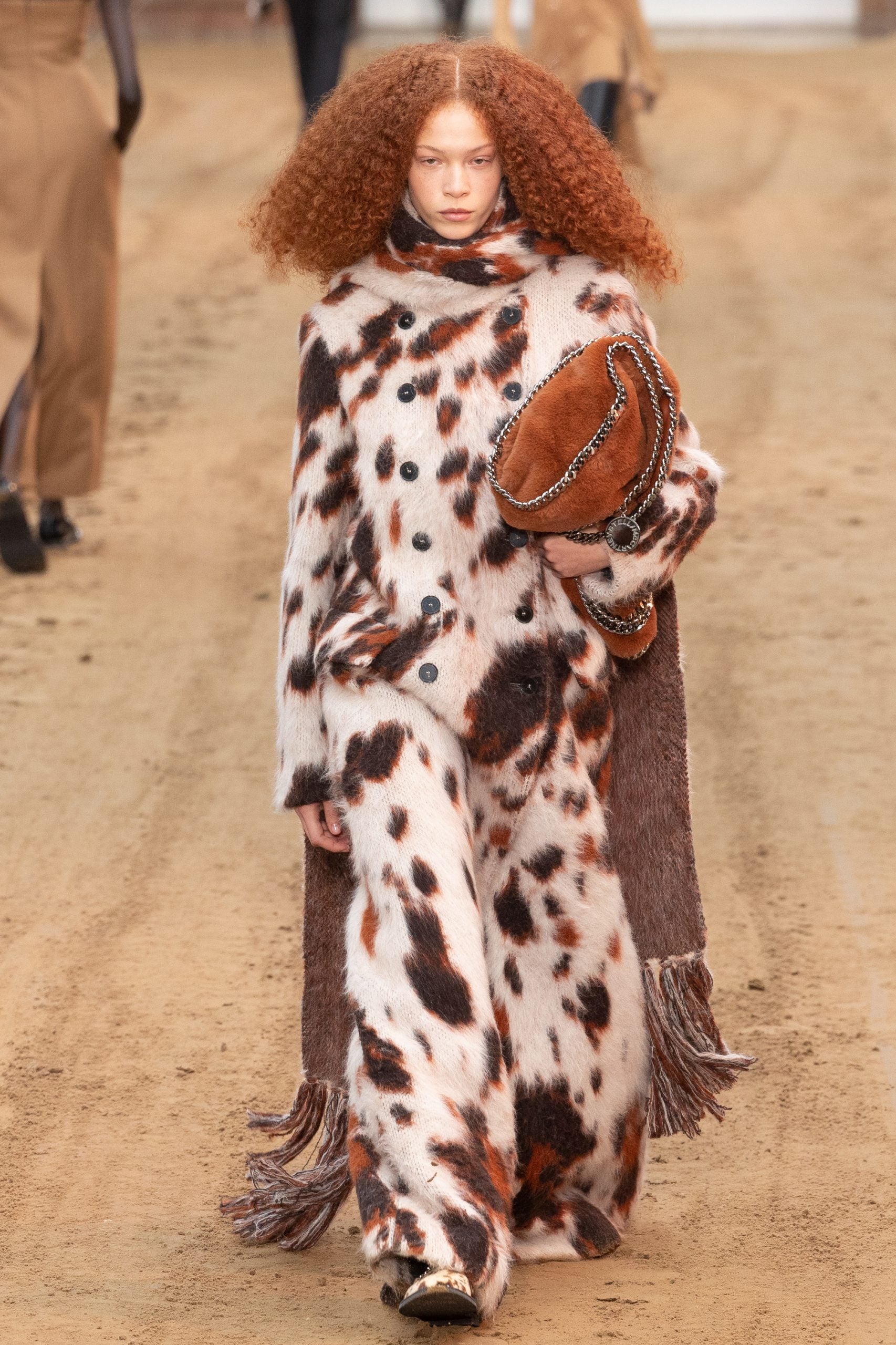 Tap Into These 3 Chic, Editor-Approved Fur Coat Trends