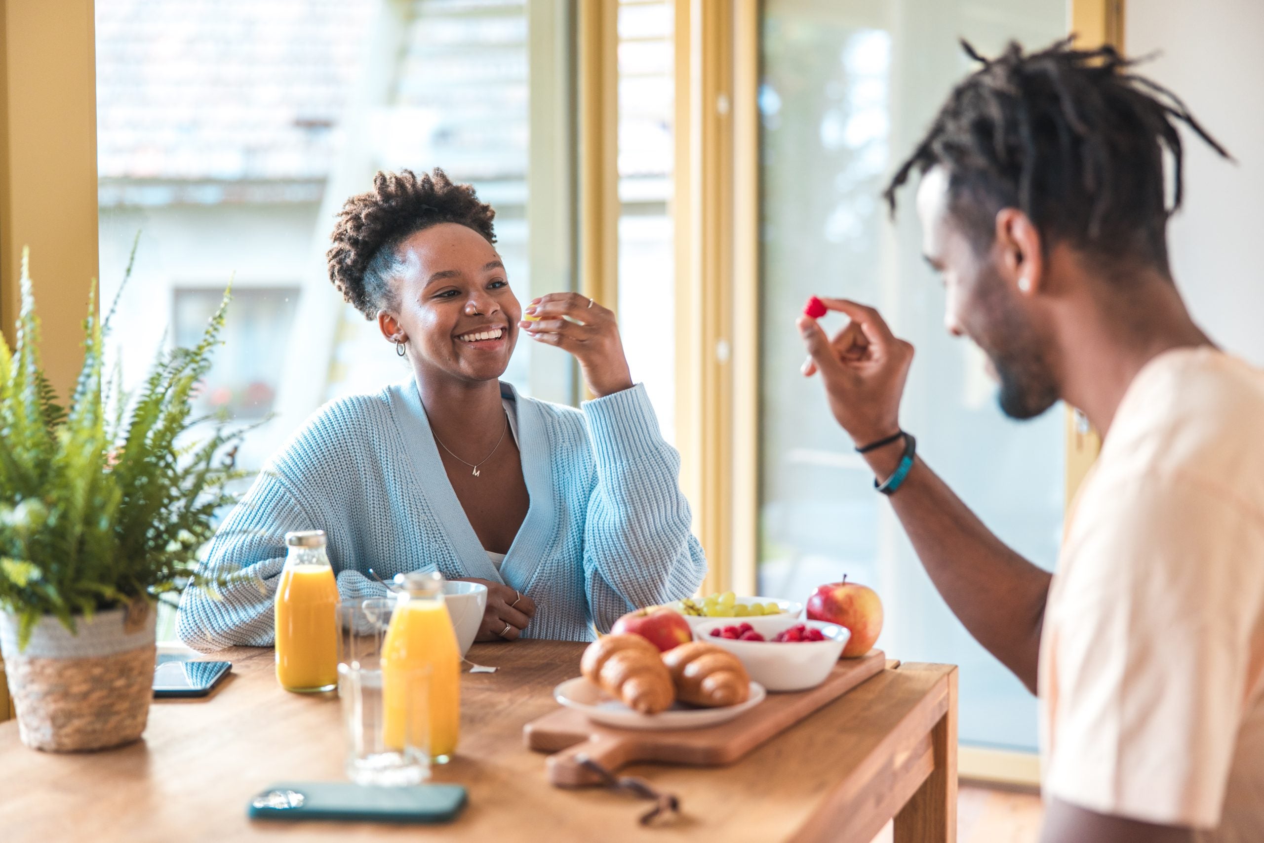Morning Dates Are In: Here’s All You Need To Know About Dawn Dating