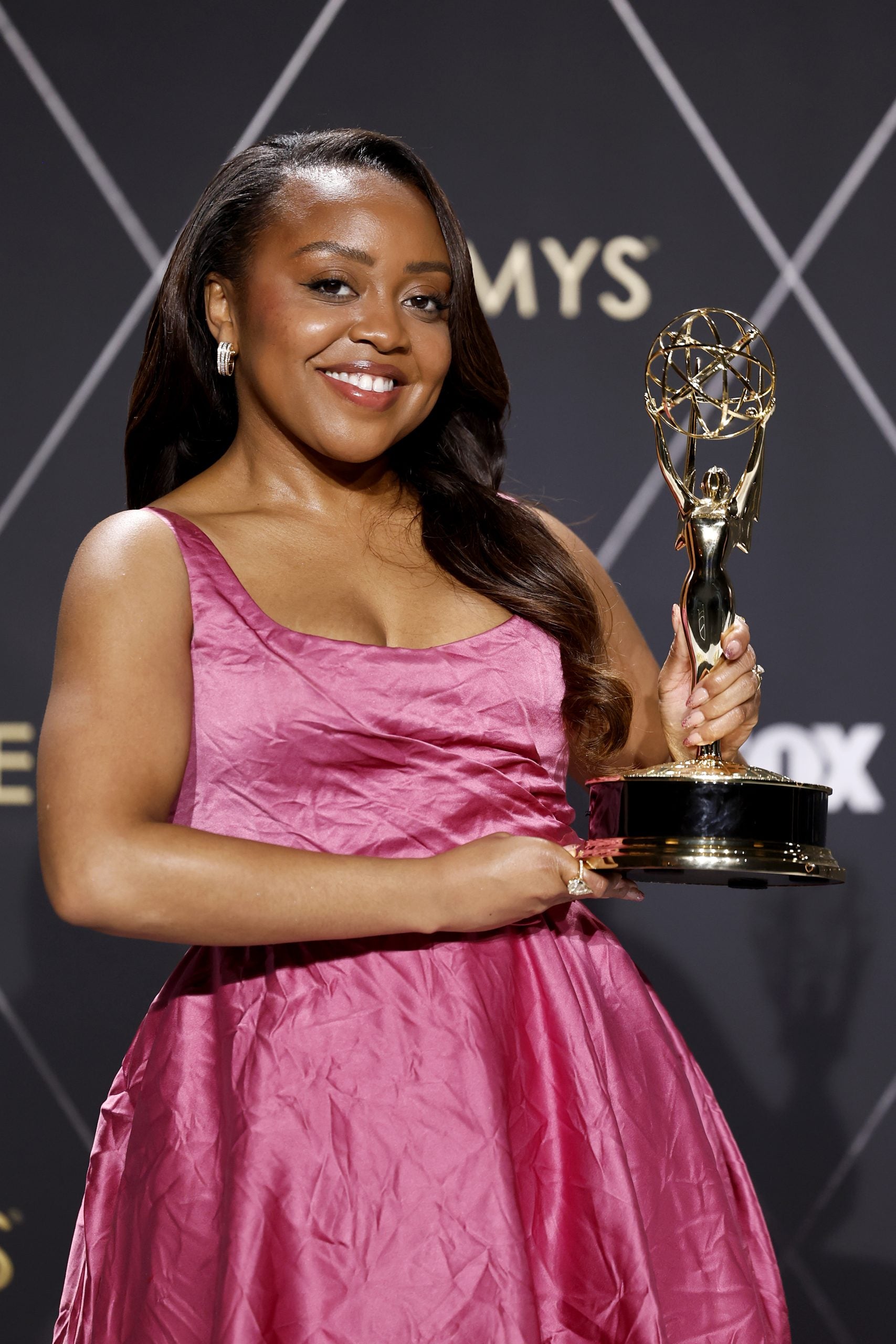 Our Favorite Beauty Looks From The 2024 Emmy Awards