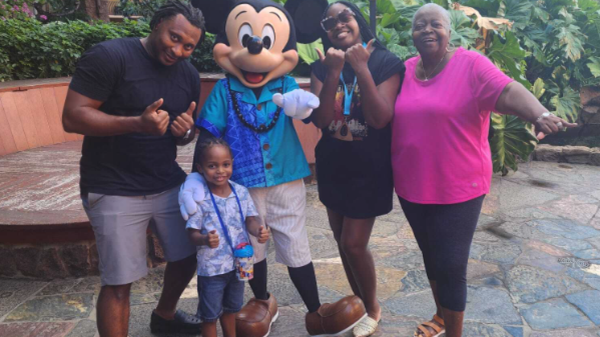 Here’s Your Sign To Book A Multigenerational Family Vacation This Year