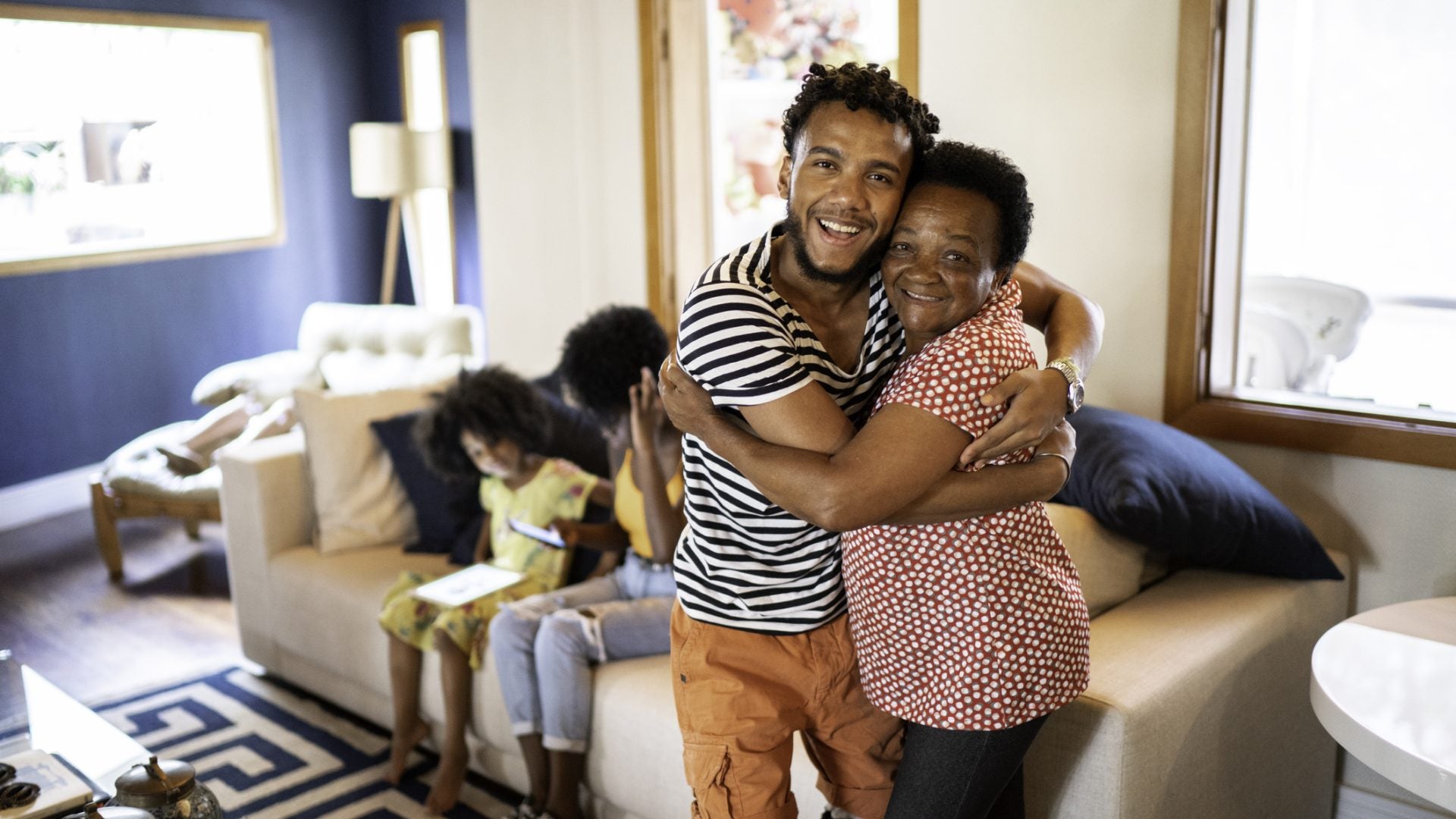 30-Somethings Share Why Moving Back Home Was The Best Decision They Made For Their Financial Future