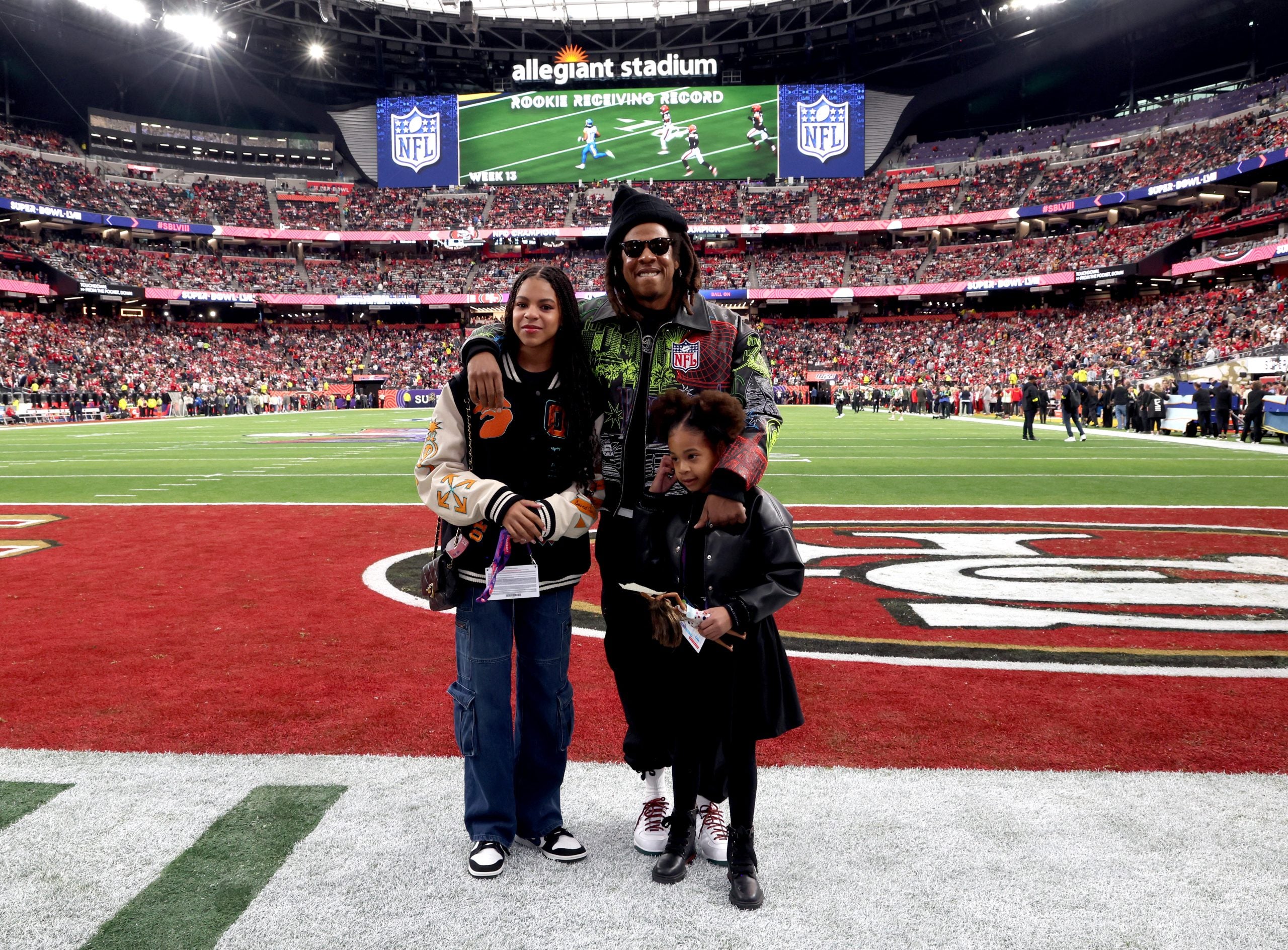 Jay-Z, Blue Ivy, And Rumi Having Daddy-Daughter Night At The Super Bowl Is The Cutest Thing Ever 