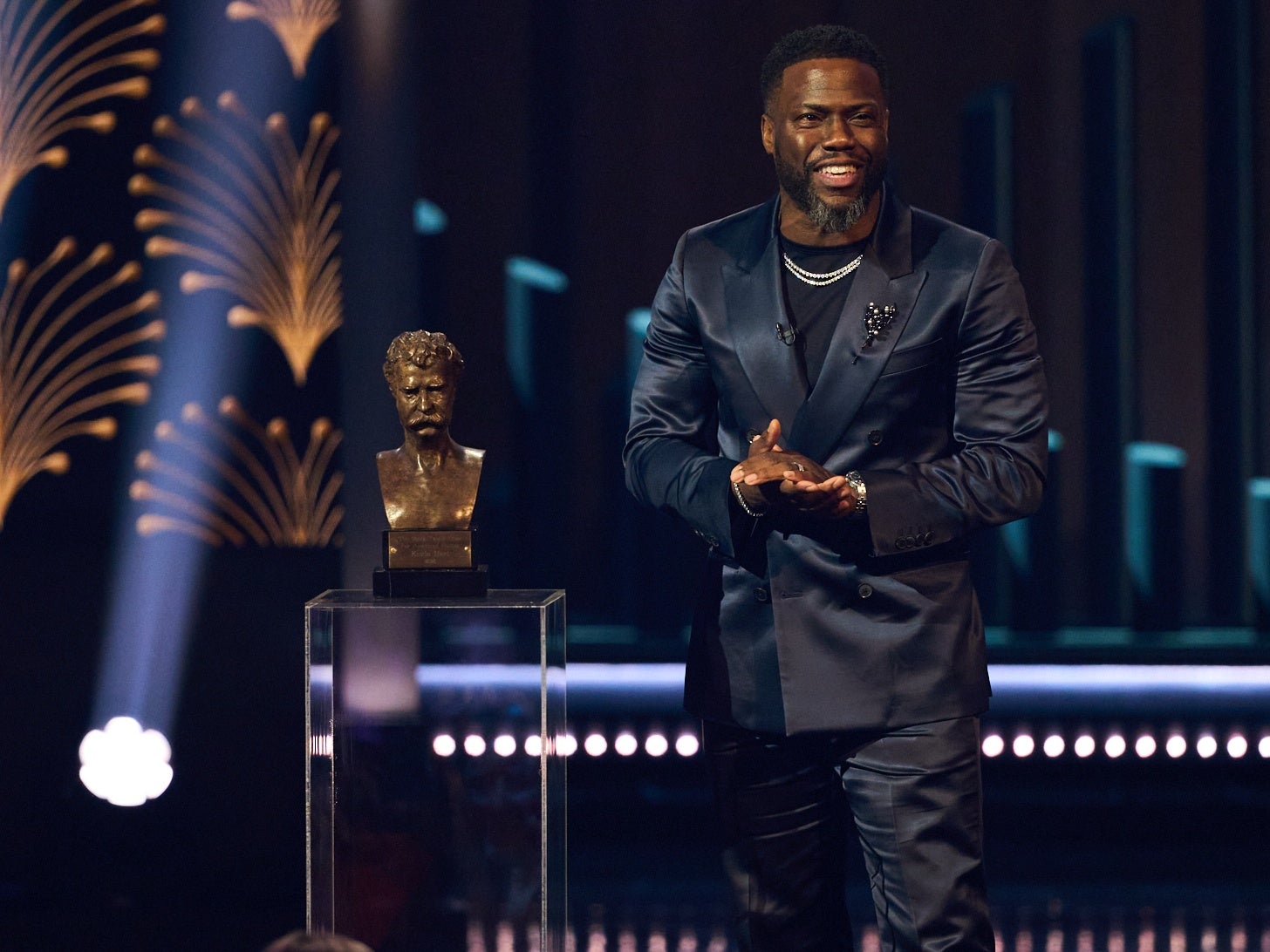 Emotions Are High As Kevin Hart Accepts Mark Twain Prize: A Night Of Tributes And Triumph