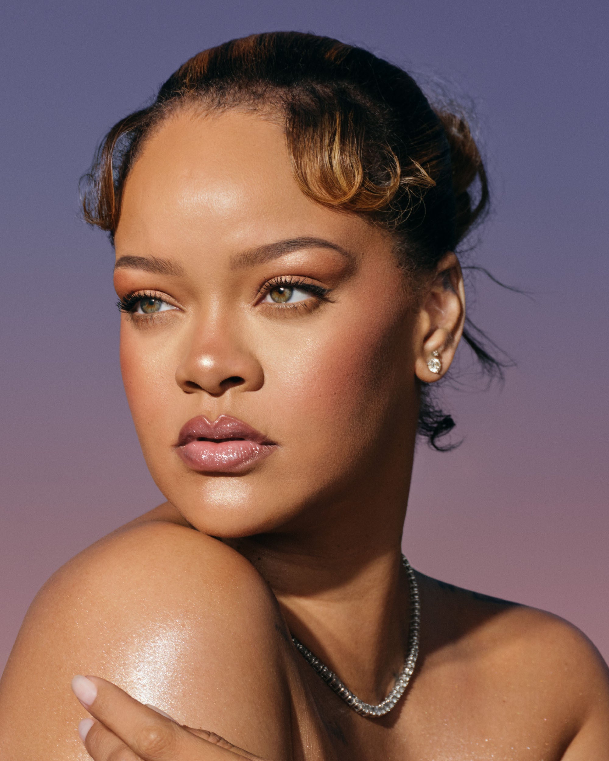 Find The Perfect Highlighter Shade With Fenty Beauty’s New Demi’Glow