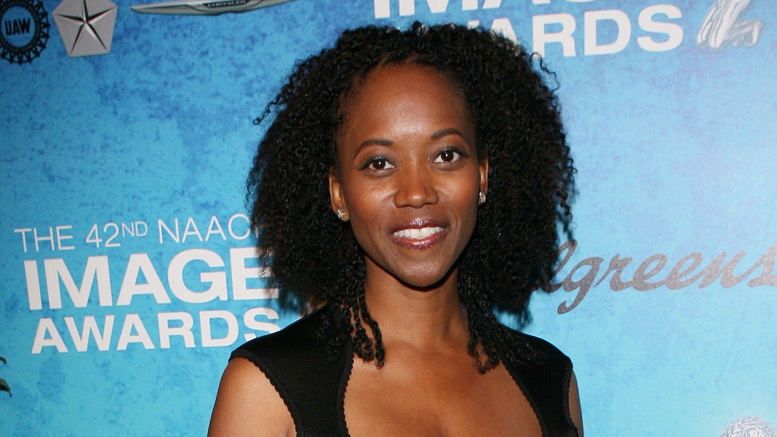 Channeling Nostalgia With This Celebrity Look: Erika Alexander
