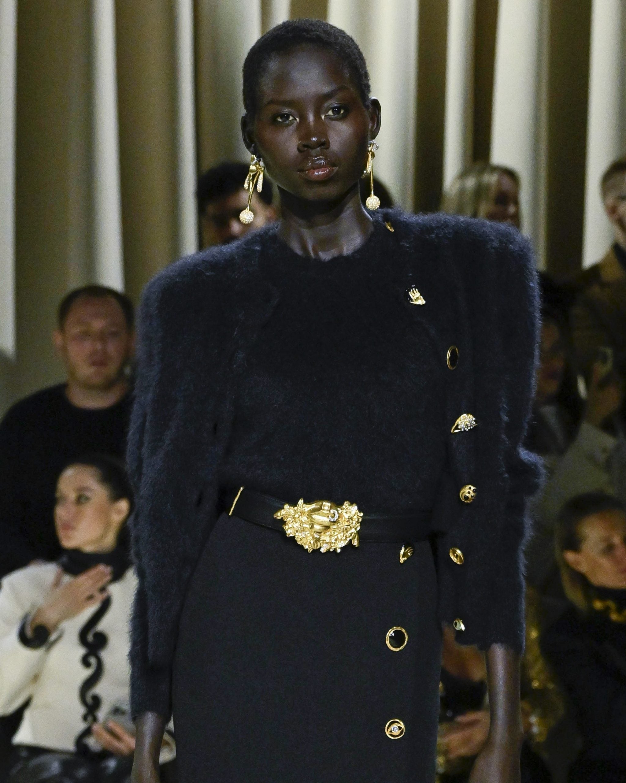 5 Standout Beauty Moments From Paris Fashion Week FW24