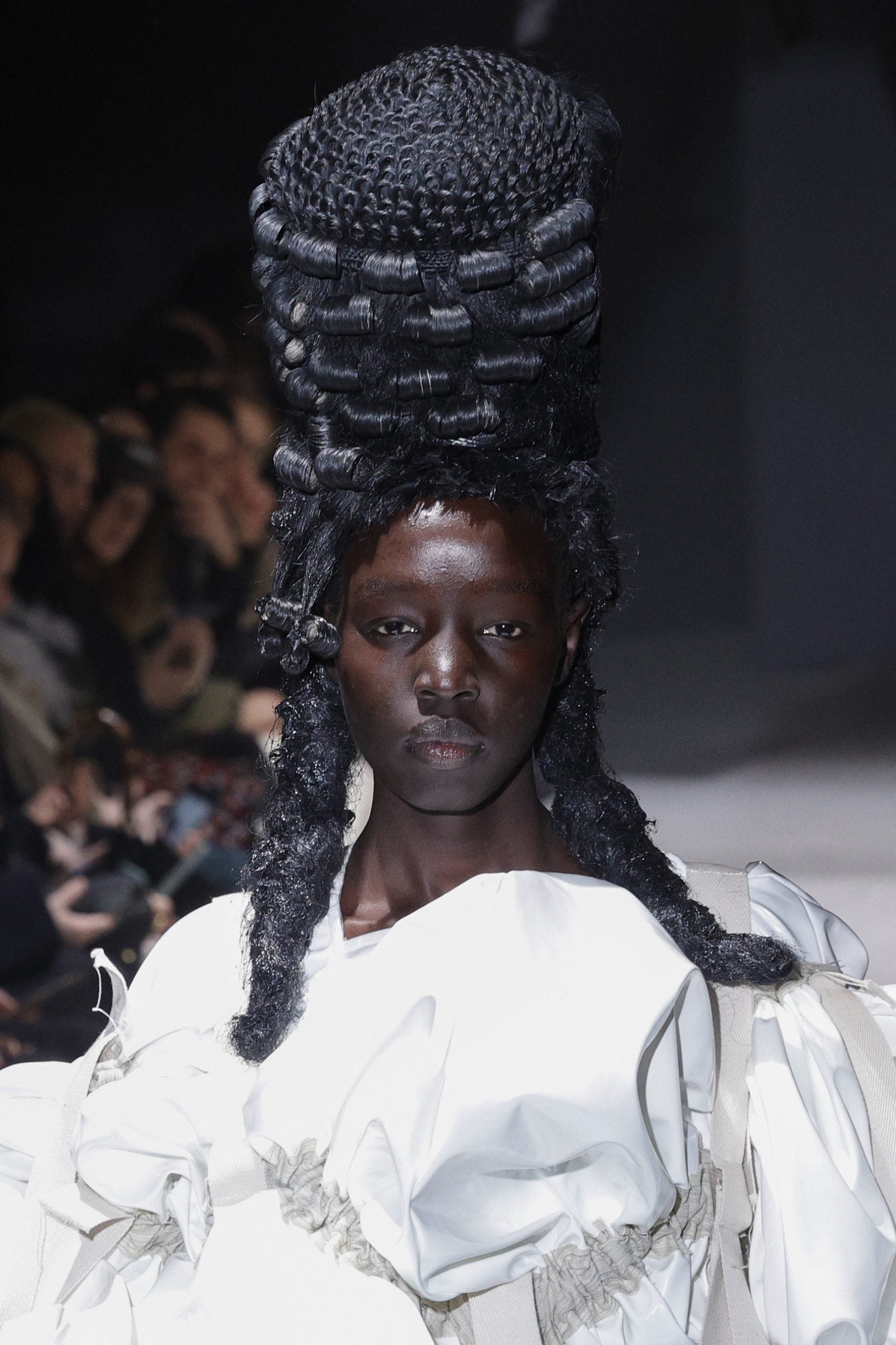 5 Standout Beauty Moments From Paris Fashion Week FW24