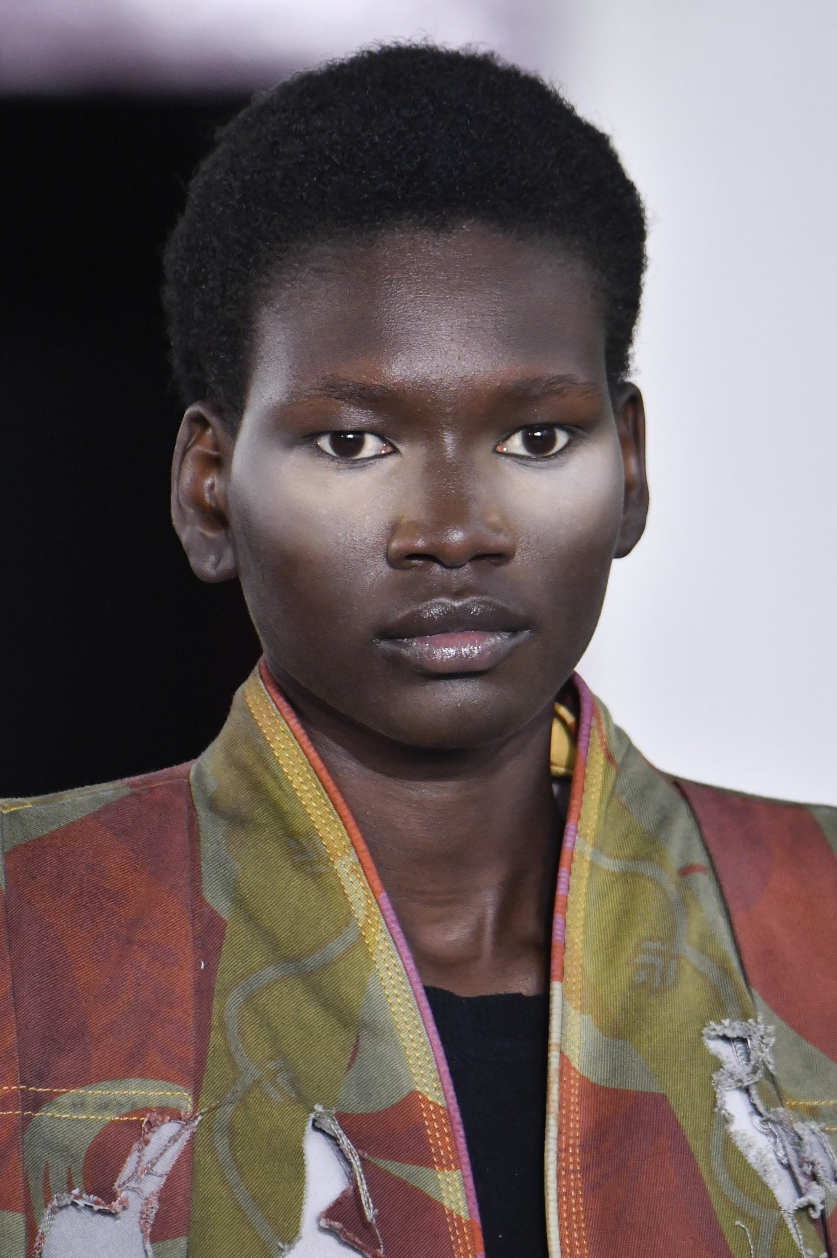 5 Standout Beauty Moments From Paris Fashion Week FW24