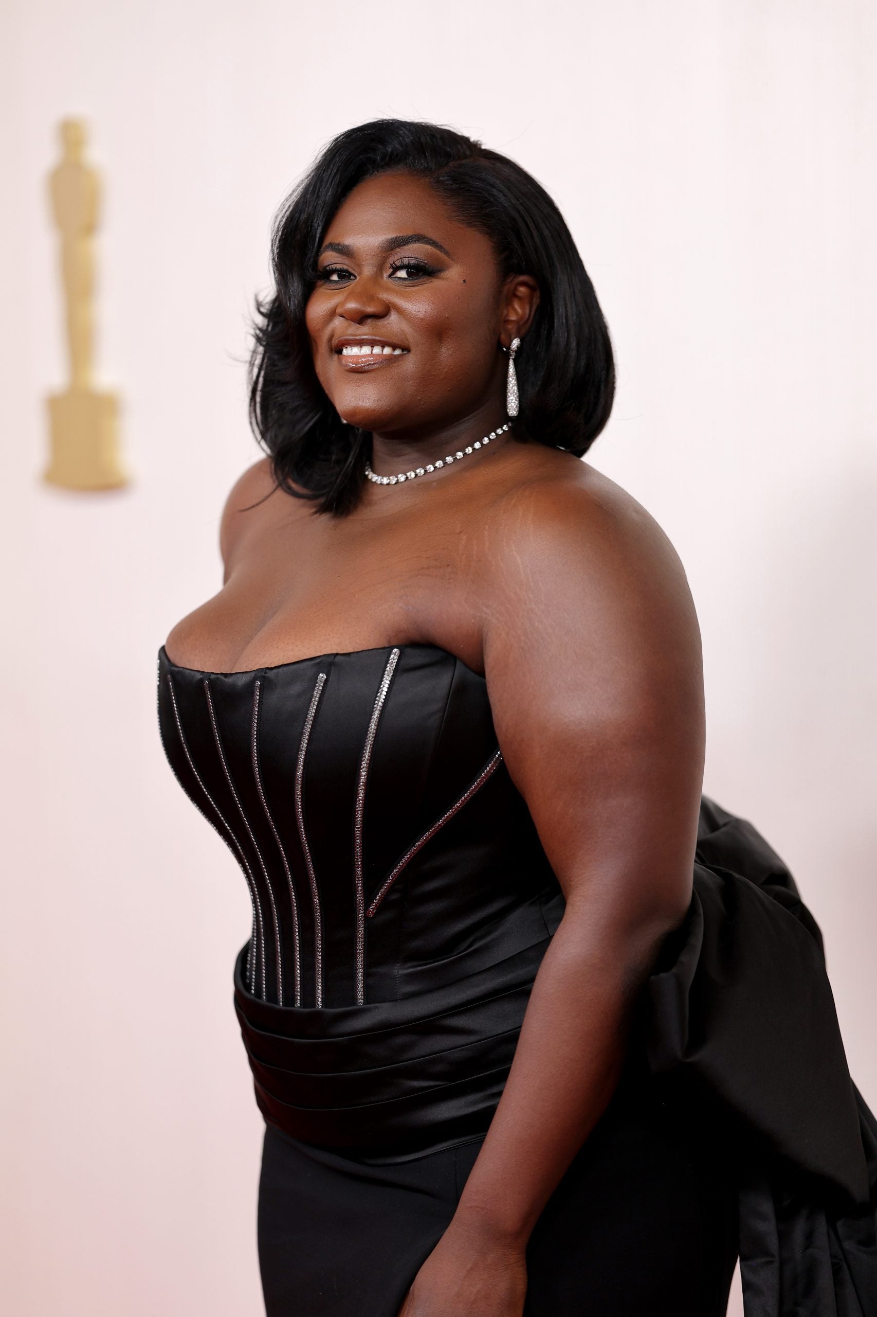 Our Favorite Beauty Moments From The 2024 Oscars