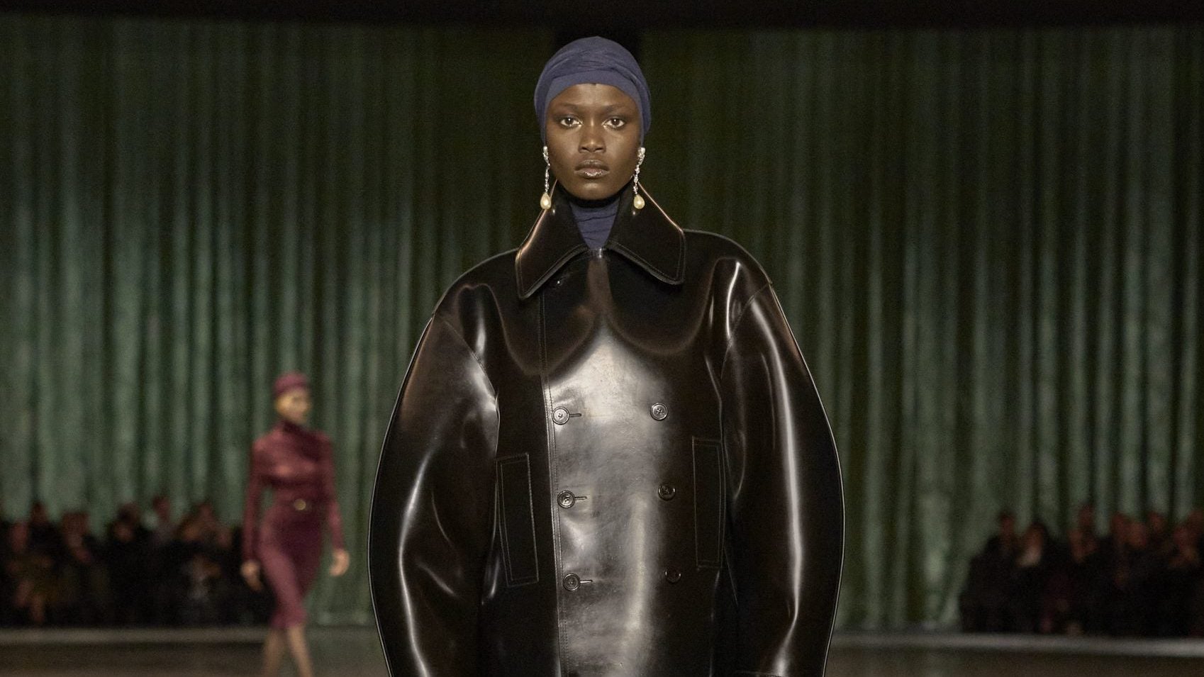 The Biggest Trends At Paris Fashion Week: Big Furs, Big Collars And Big Capes!
