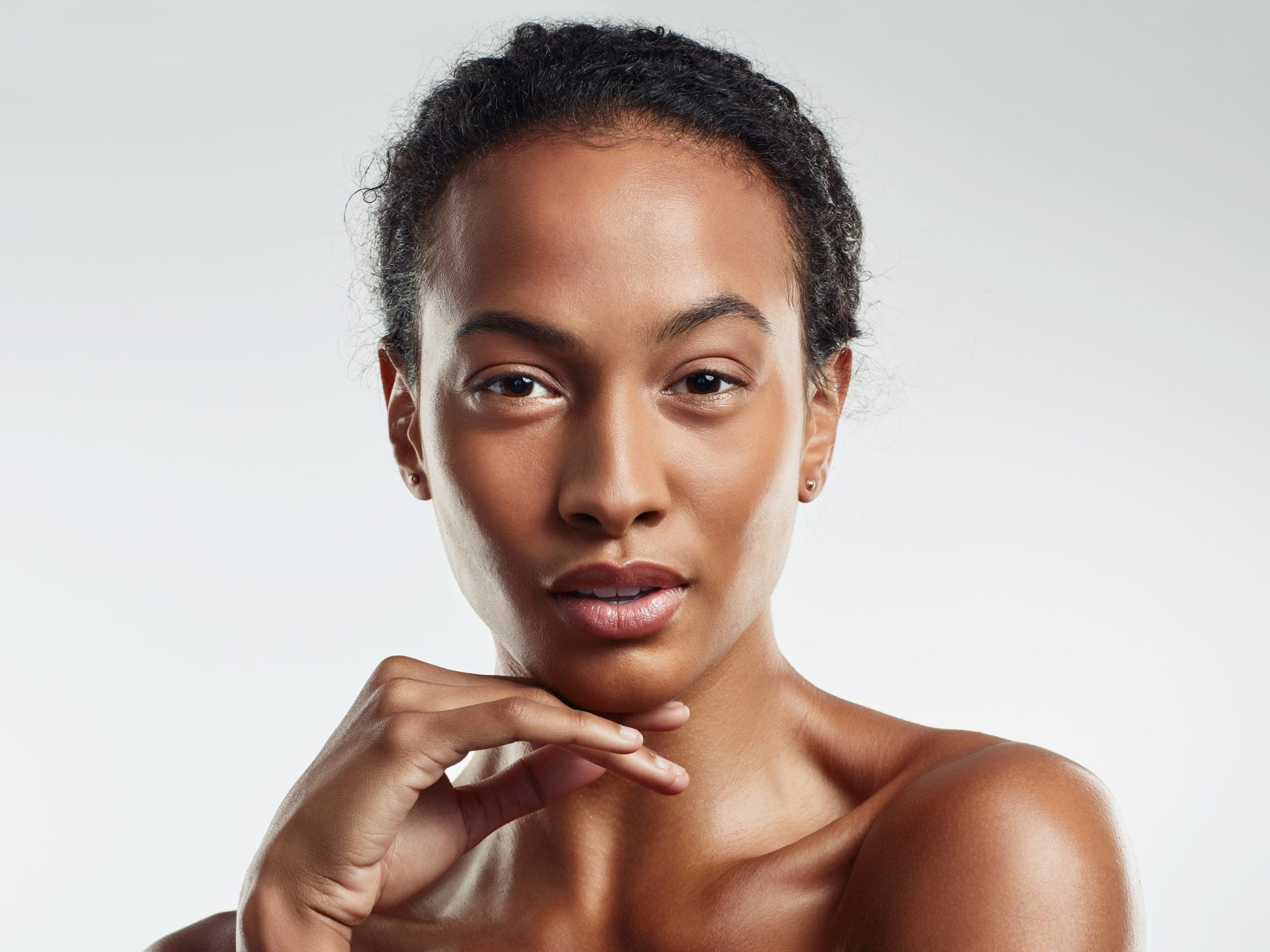 What Is Microneedling? – Here’s Everything You Need To Know