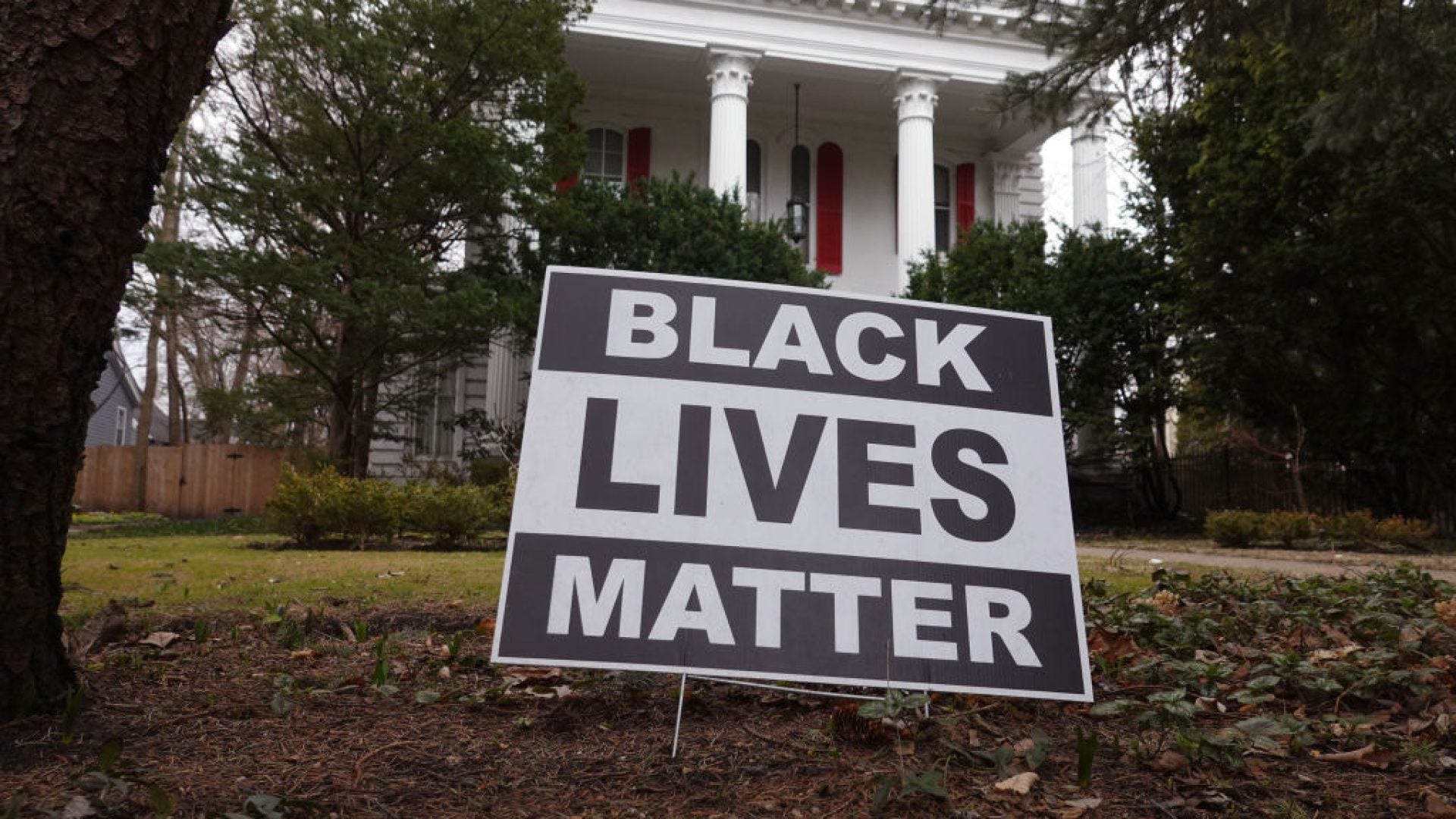 Illinois Reparations Fund Was Transferred To A Black-Owned Bank: "This Is A Very, Very Big Deal"