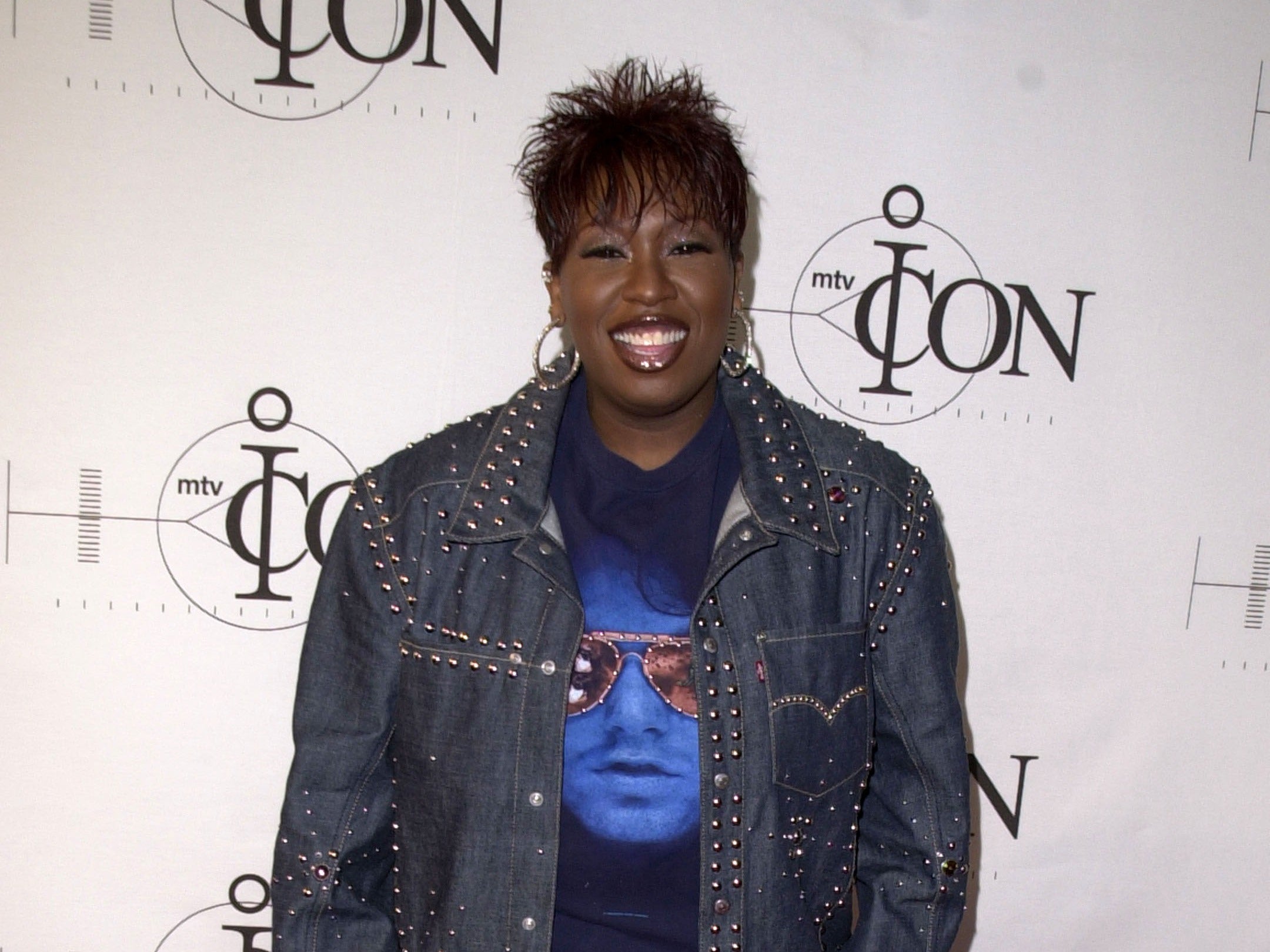 Channeling Nostalgia With This Celebrity Look: Missy Elliot