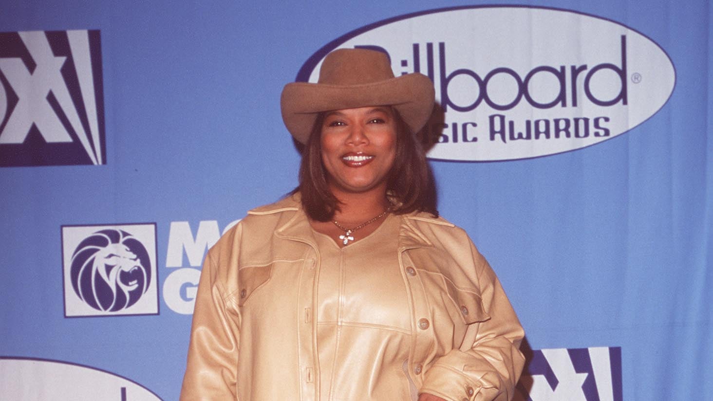 Channeling Nostalgia With This Celebrity Look: Queen Latifah