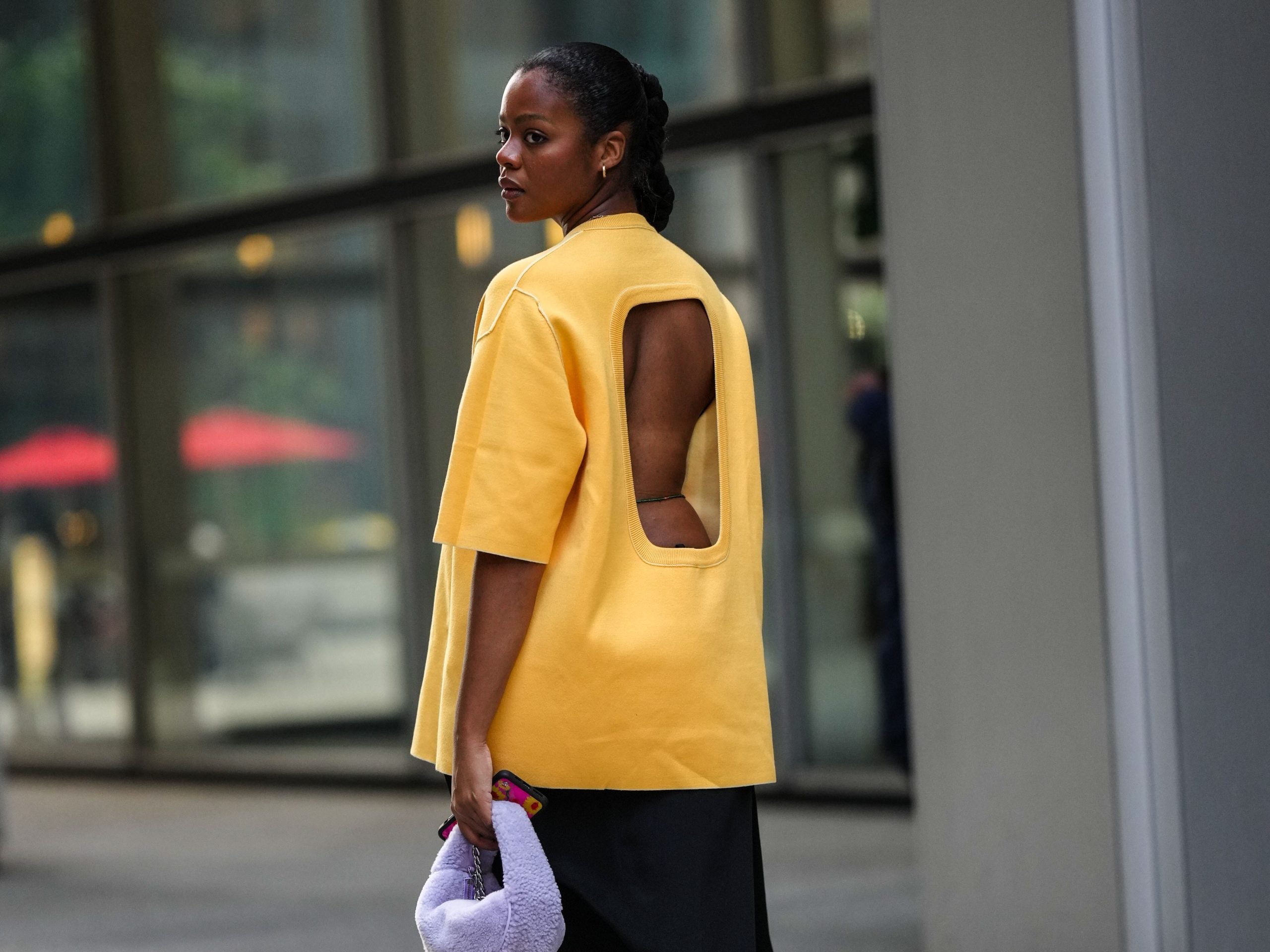 Backless Tops Are Trending, Here's How To Wear Them