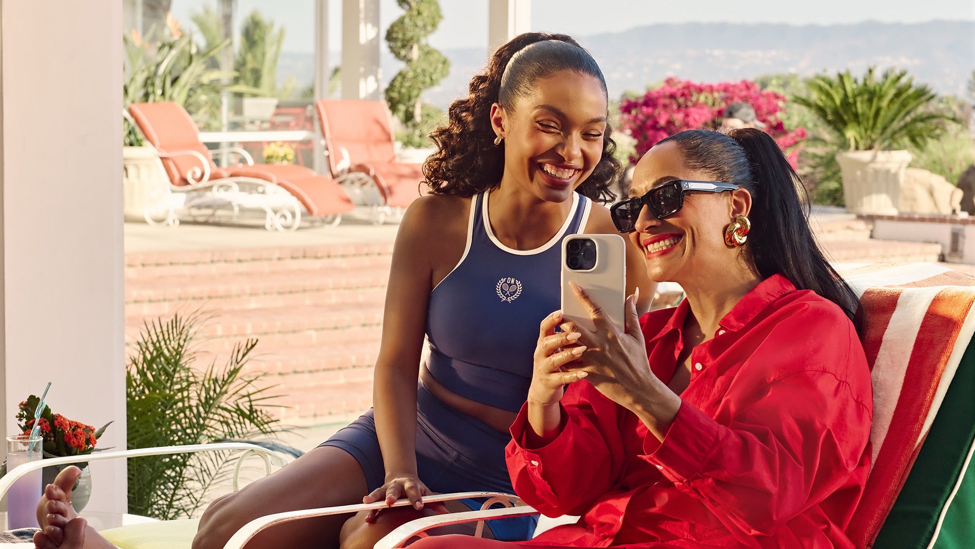 Tracee Ellis Ross And Yara Shahidi Reunite In The Latest Old Navy Campaign