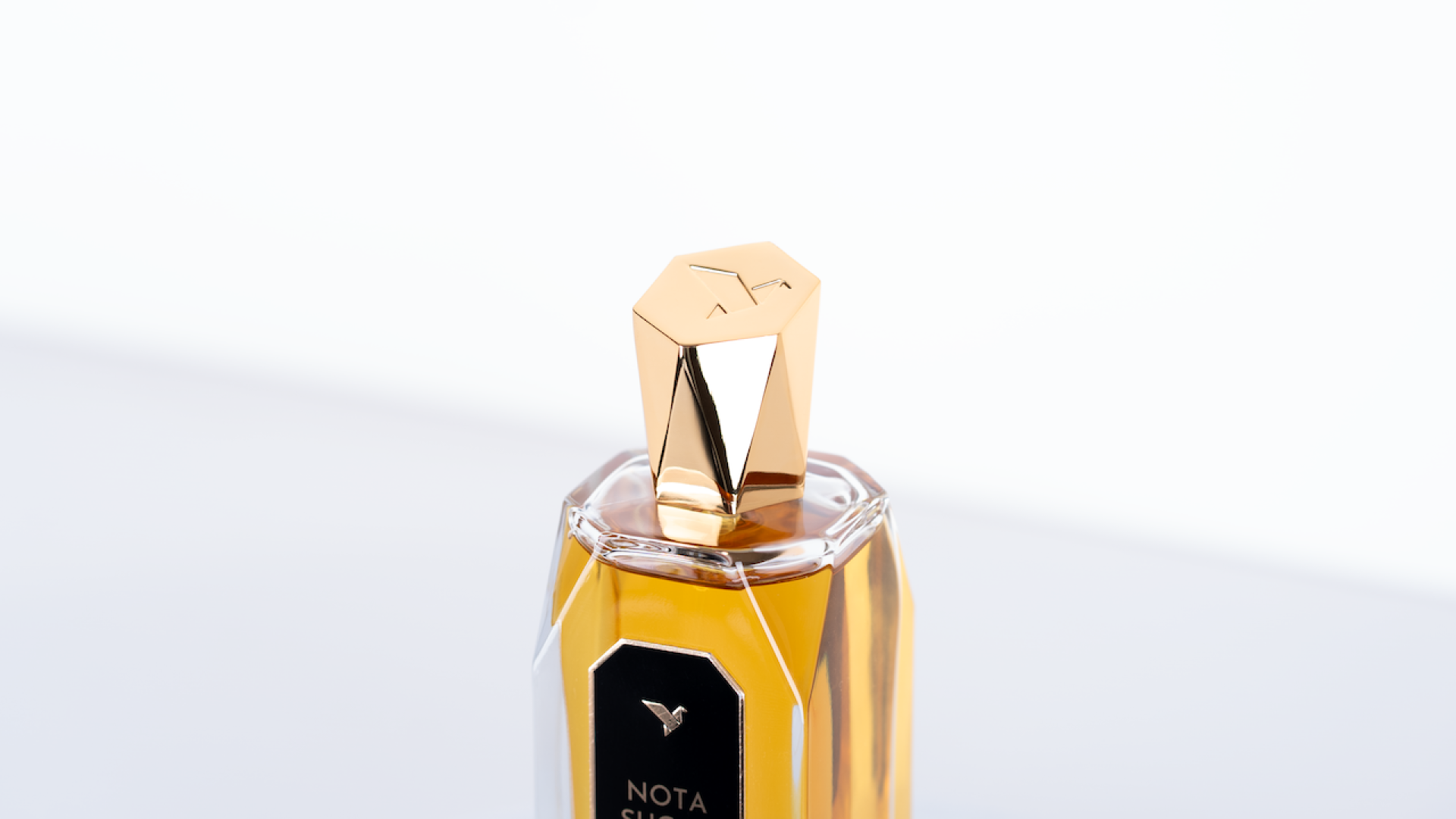 ESScent Of The Week: Indulge In A Sweet Tropical Escape With Ulyka Parfums’ 'Nota Suga'