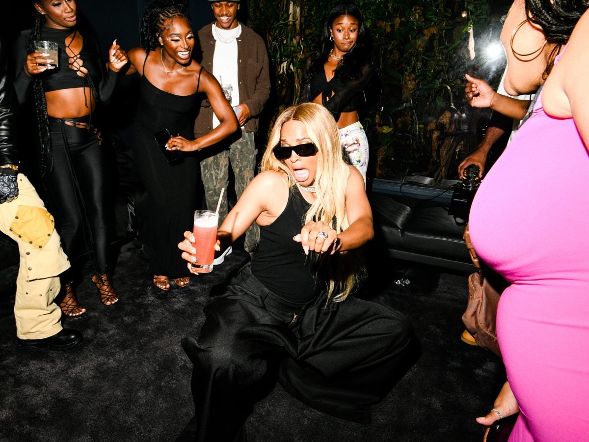 Star Gazing: 2024 Fanatics Fest, Film Premieres, Halle Berry, Issa Rae And More
