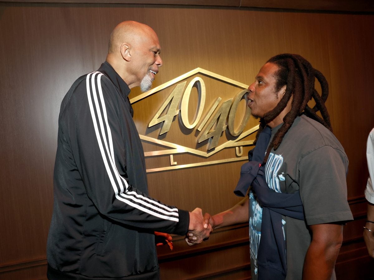 Star Gazing: 2024 Fanatics Fest, Film Premieres, Halle Berry, Issa Rae And More
