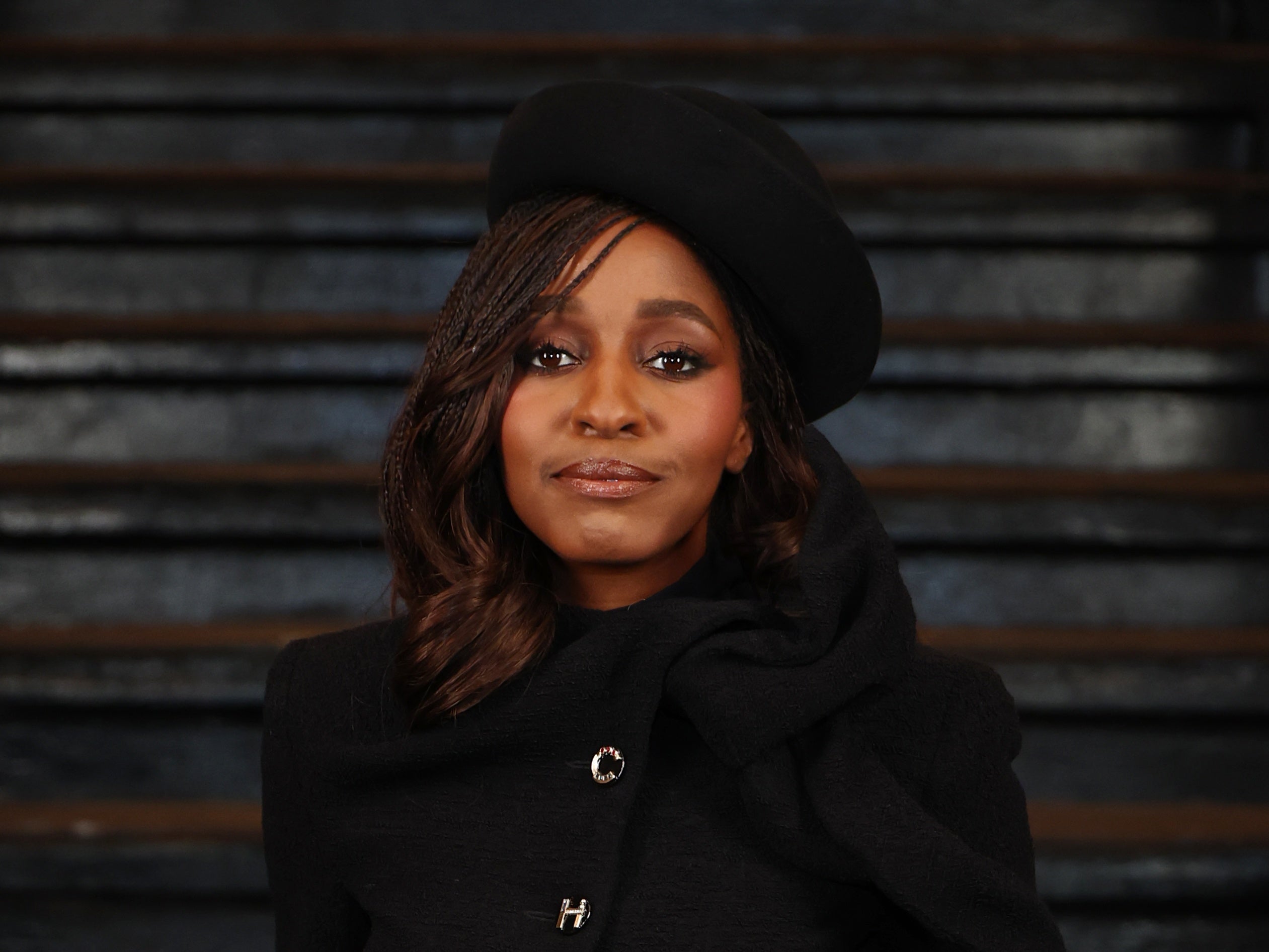 The French Curl Bob Is This Season's Most Holiday-Ready Protective Style