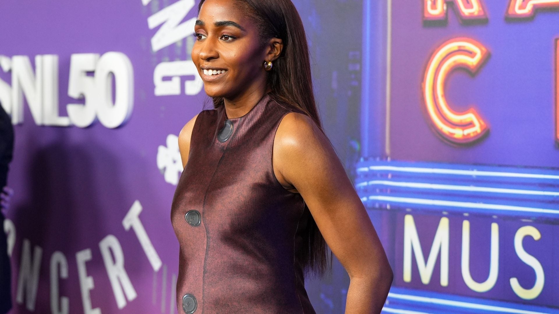 ICYMI: Ayo Edebiri’s Chocolate Glam, Victoria Monét’s Bronzed Makeup, And More