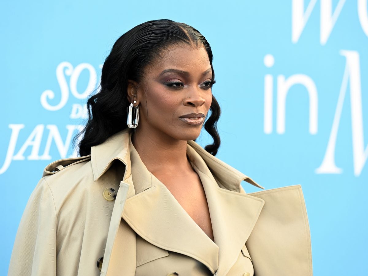 Ari Lennox Says Passing Out At The Airport Started Her Sobriety Journey