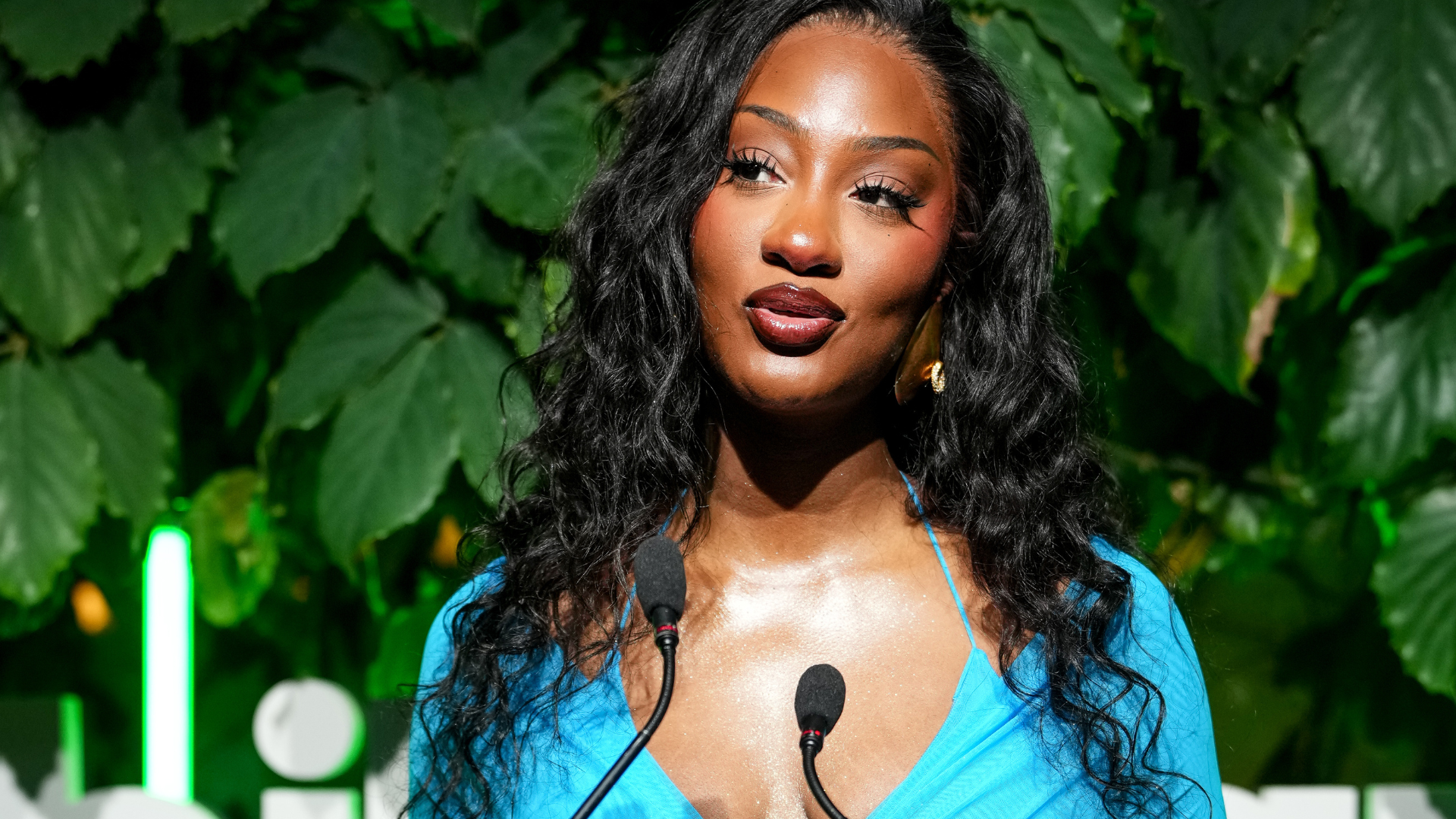 Tems Kicks Off Her Summer In A Stunning Schiaparelli Number At A Billboard Global Power Players Event