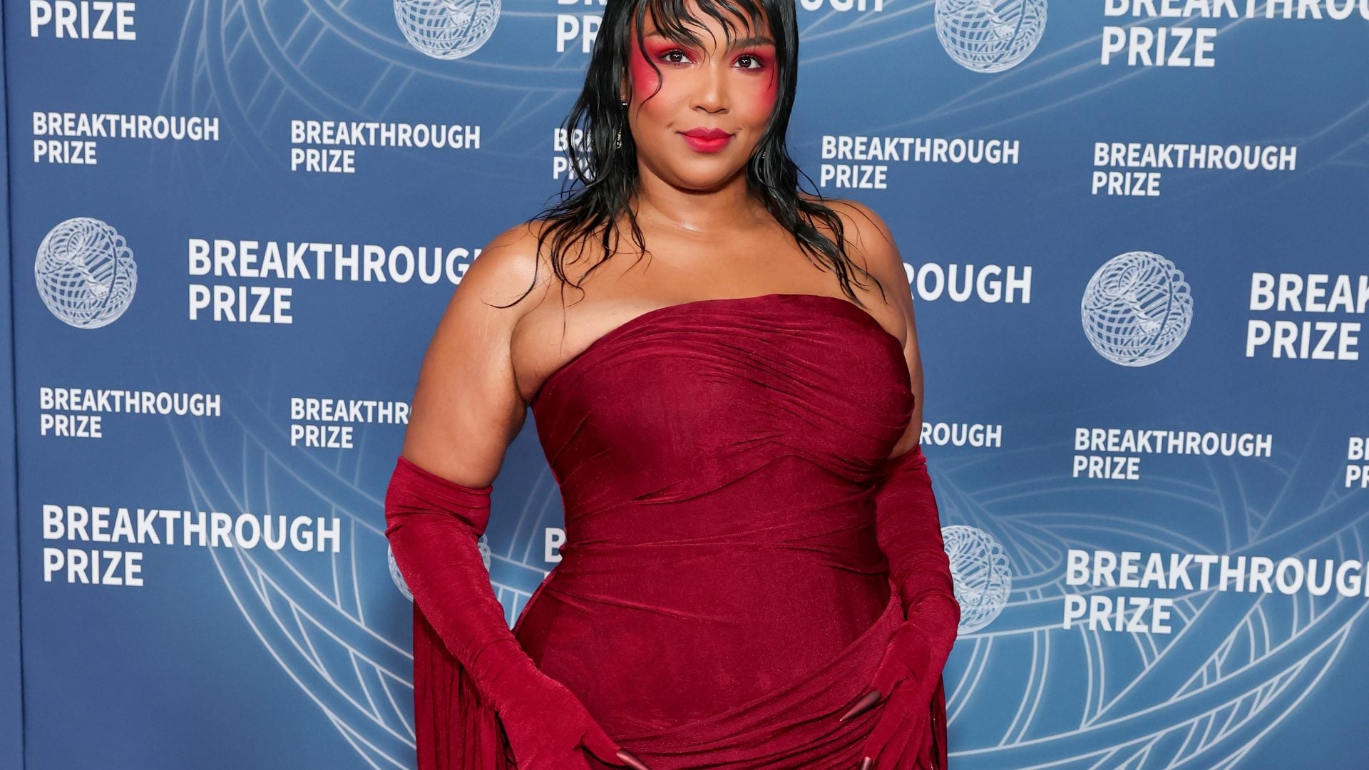 These 3 Easy Meals Helped Lizzo Drop Pounds And Stay Energized