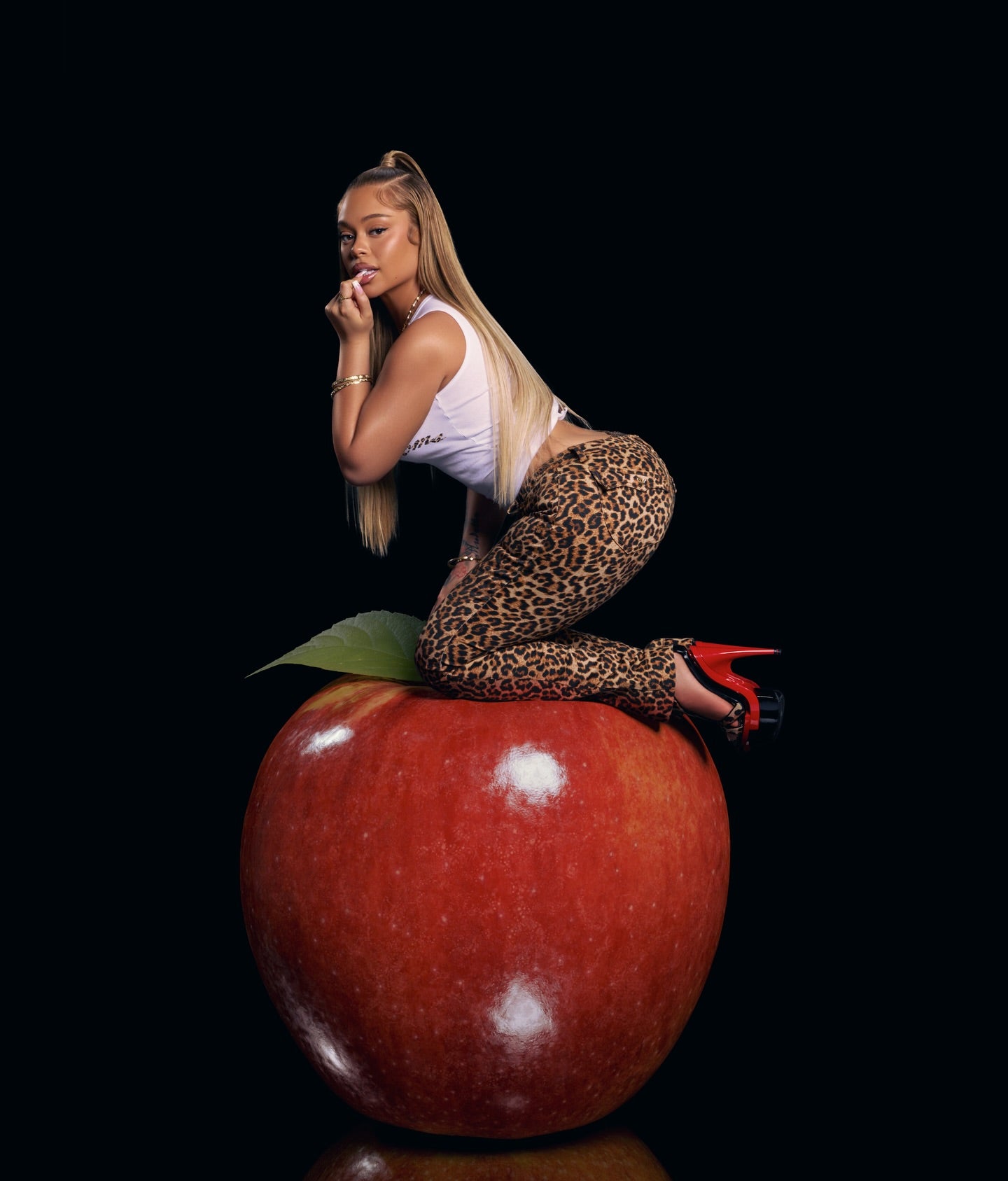 Latto’s Apple Bottoms Drop Is Giving Peak 2000s Nostalgia