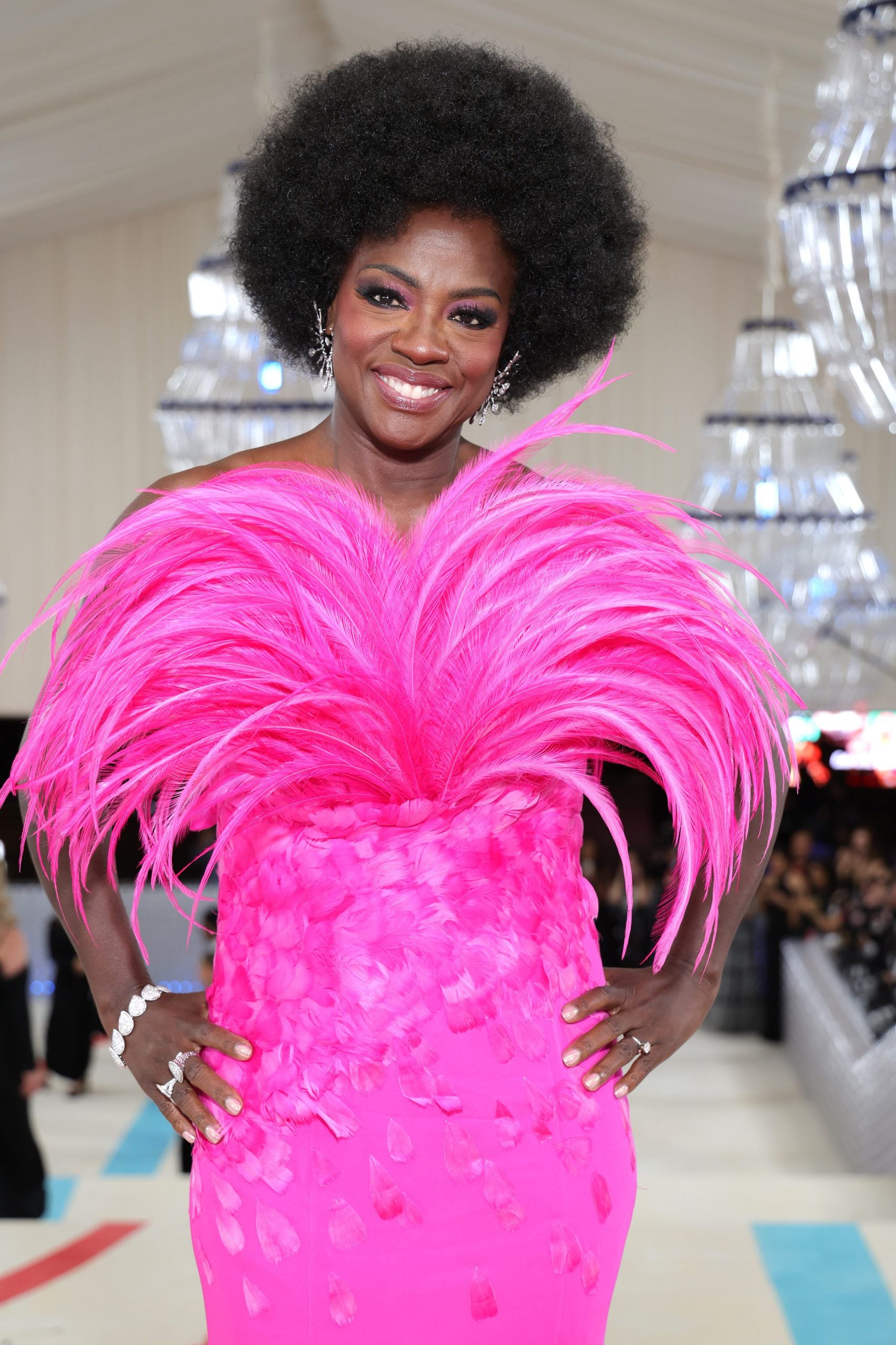 Viola Davis Reminds Us You Can Have Fun With Beauty At Any Age