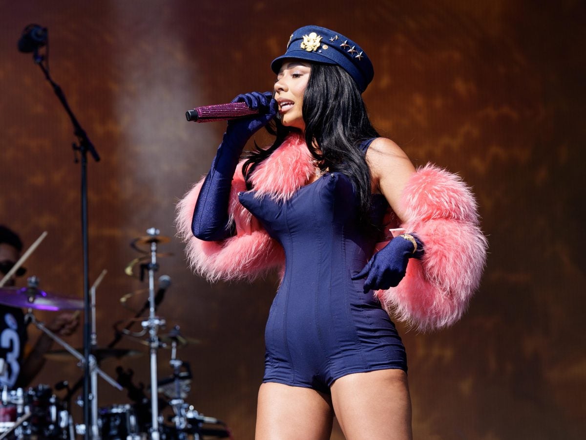 Star Gazing: Lollapalooza, Women Evolve Conference, MVAAFF ‘25, Doechii, And More