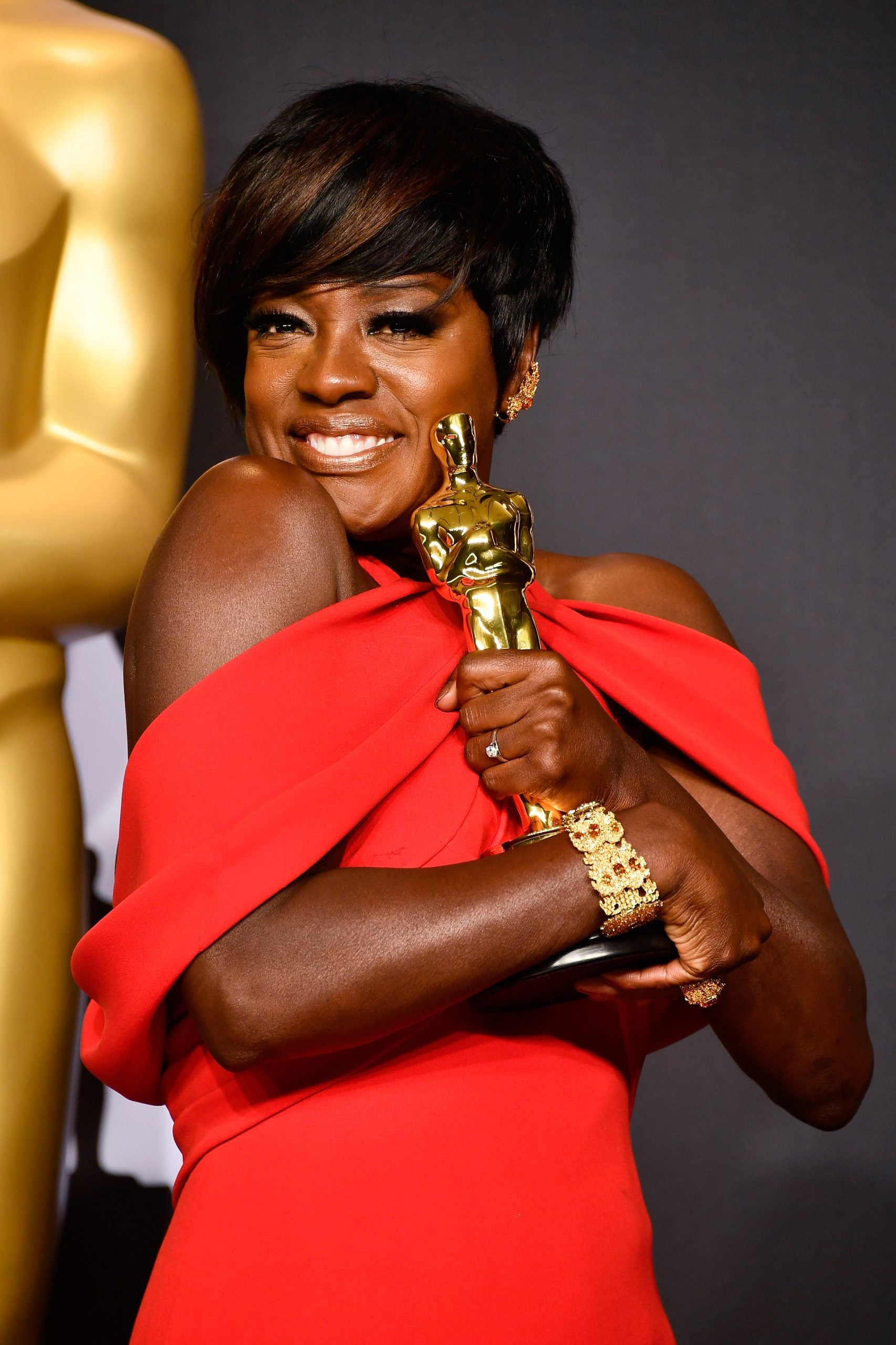 Viola Davis Reminds Us You Can Have Fun With Beauty At Any Age