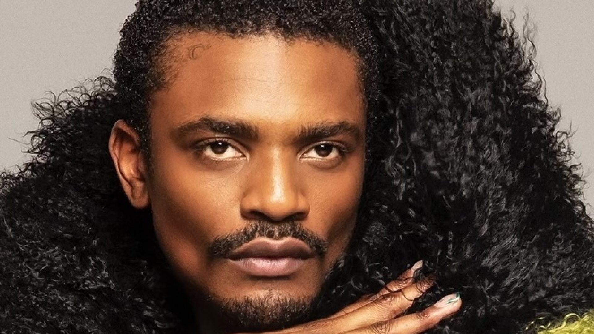 In The Chair With: Shaboozey's Groomer Coree Moreno