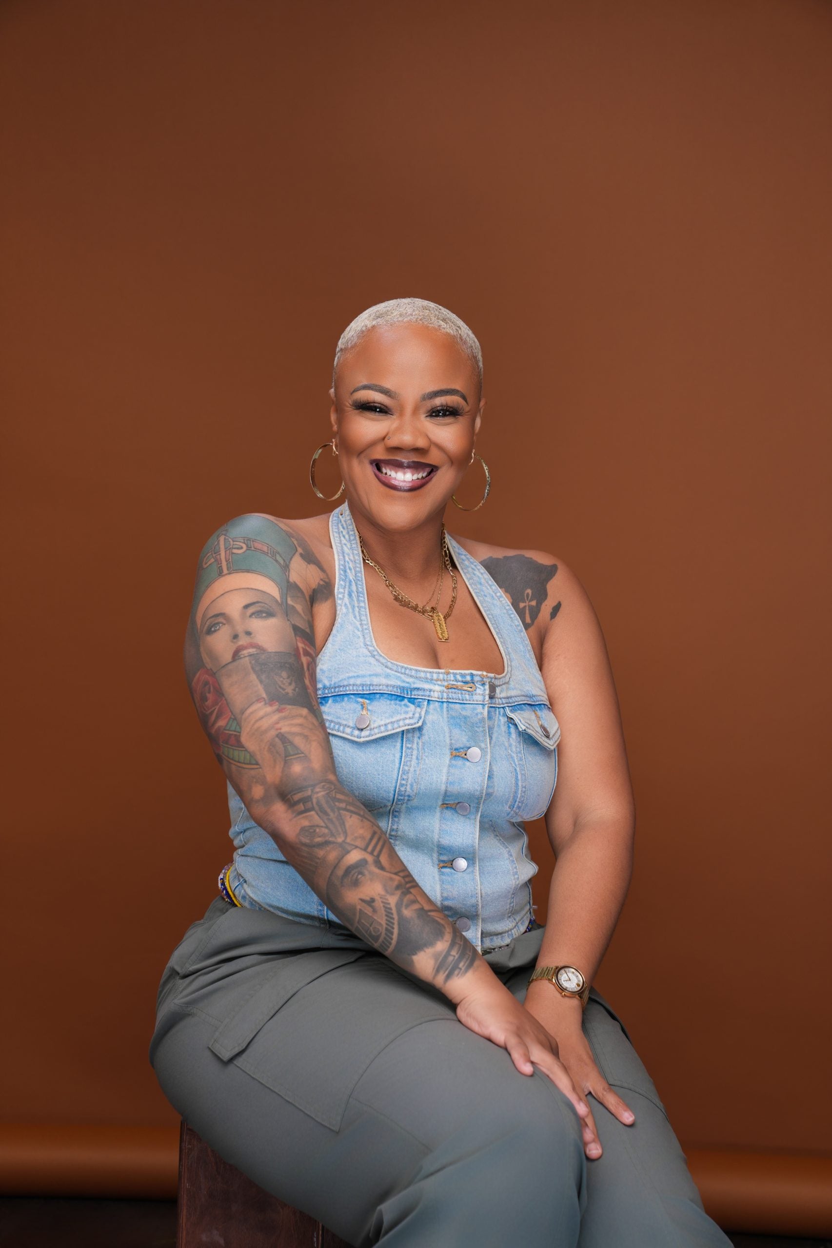 She Was A Millionaire At 28. Now Samia Burton Lives In A Van — And Loves It